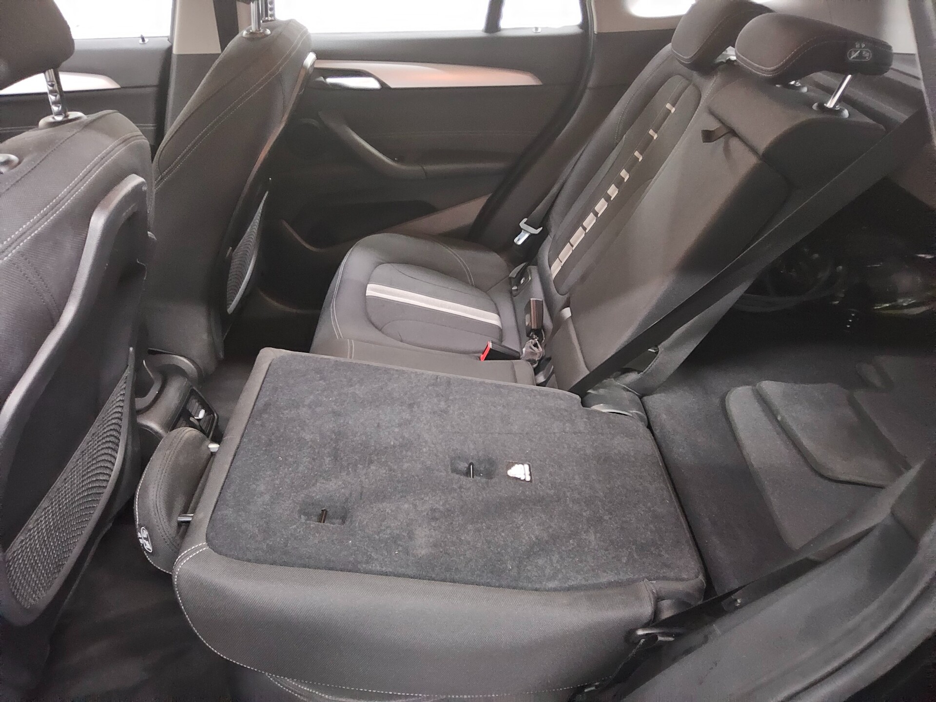 BMW X1 xDrive25e Advantage Navi LED PDC 13