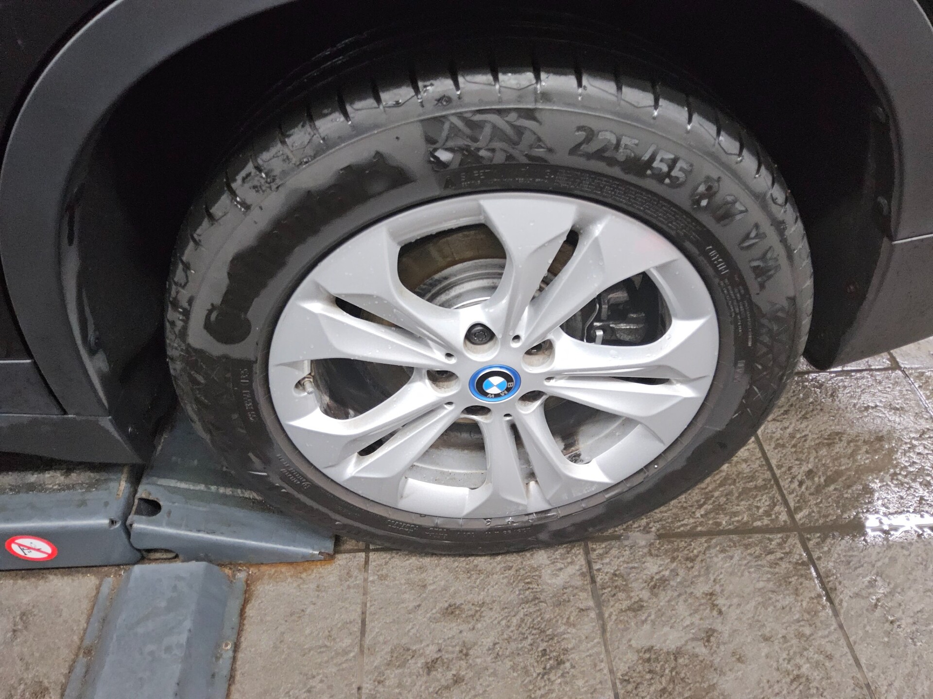 BMW X1 xDrive25e Advantage Navi LED PDC 10