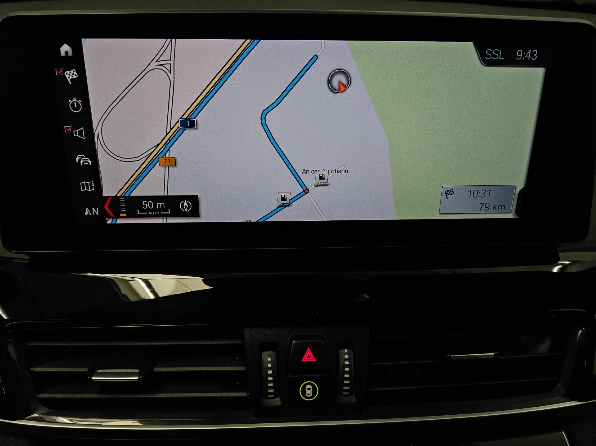 BMW X2 xDrive20d Advantage Navi LED HuD RFK AHK 7