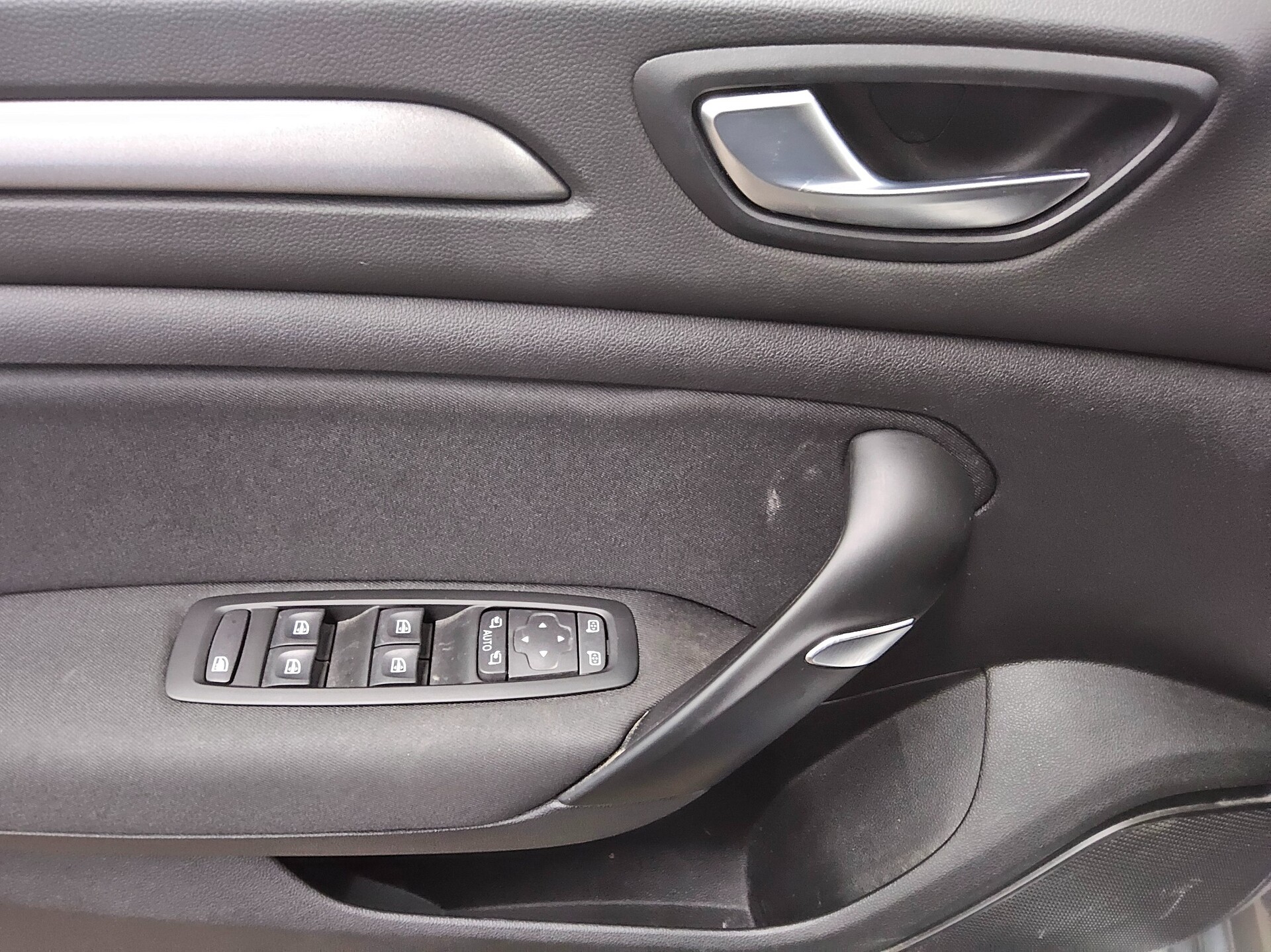 Renault Megane Grandtour 1.5 BLUE dCi Business Ed. Navi 9