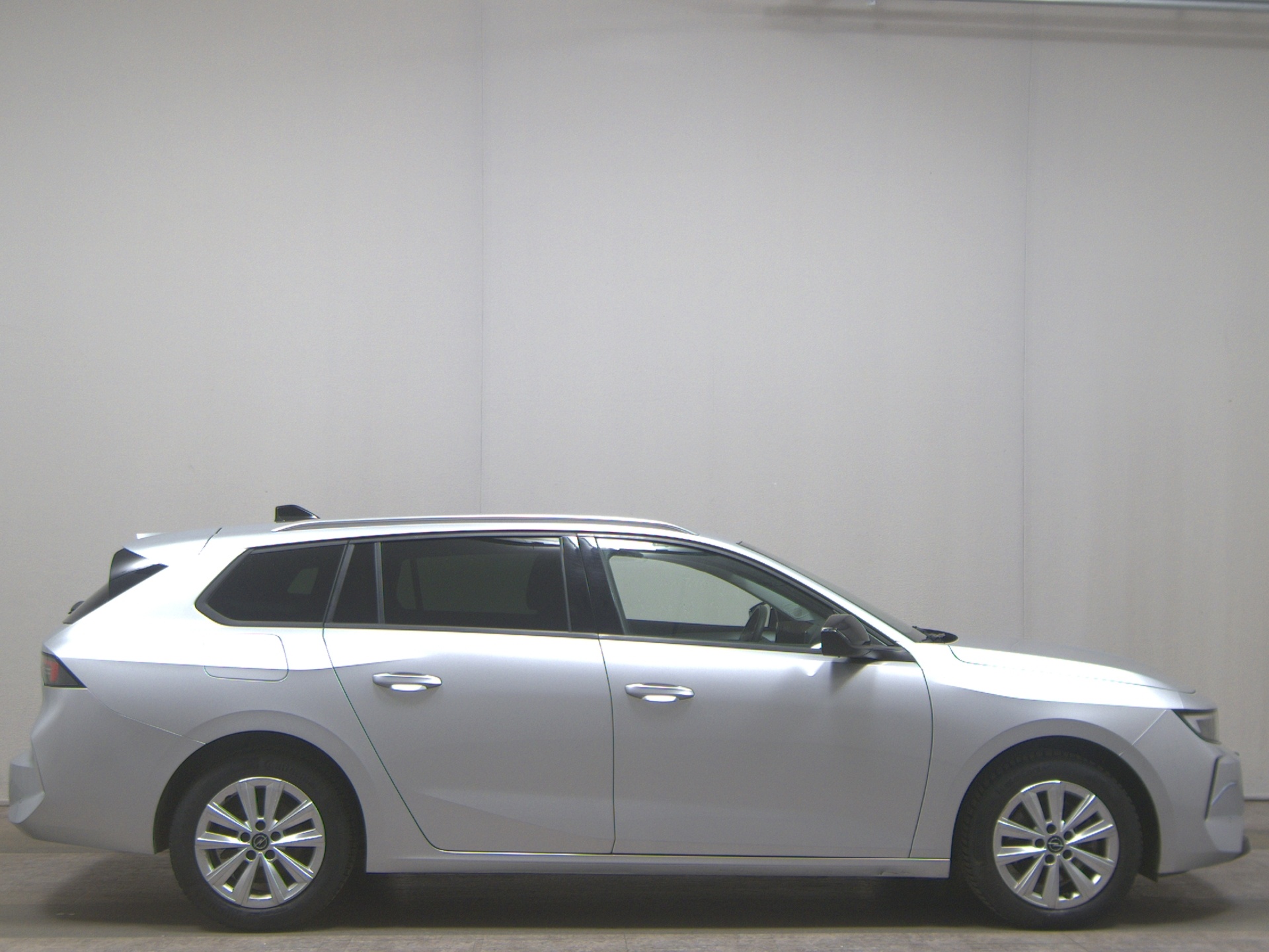 Opel Astra ST 1.5 D Edition T-Leder Navi LED
