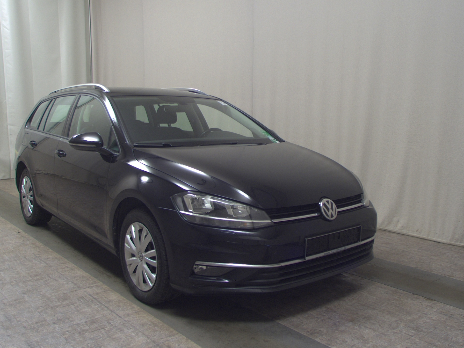 Volkswagen Golf-7 Var. 2.0 TDI Comf. Navi Shz AHK RFK 3
