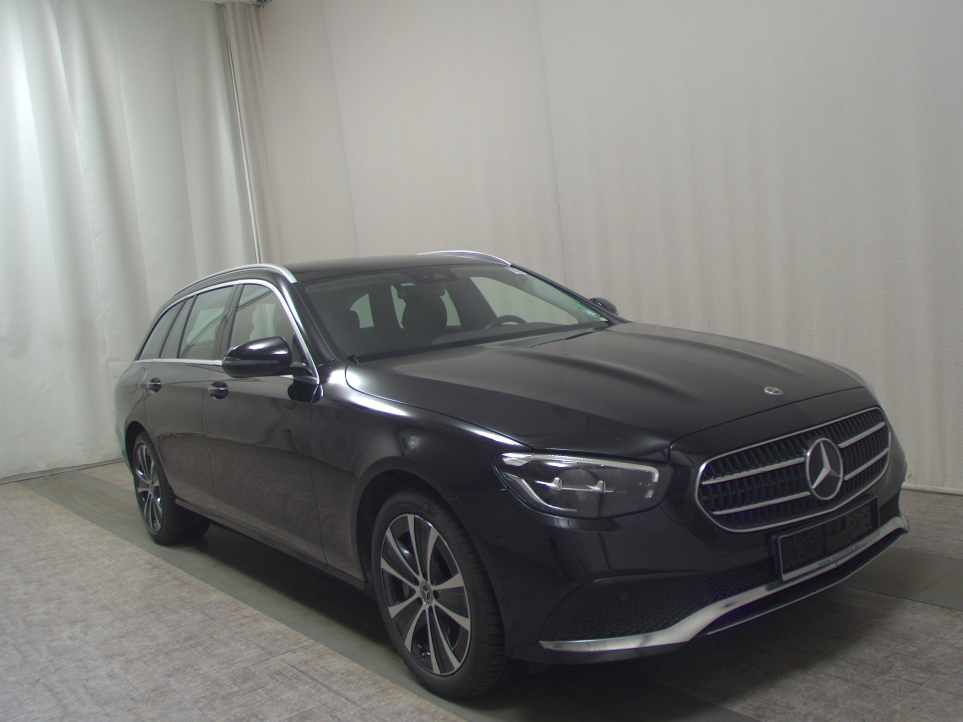 Mercedes-Benz E 300 T de Avantgarde Navi Widescr. LED AHK RFK 3