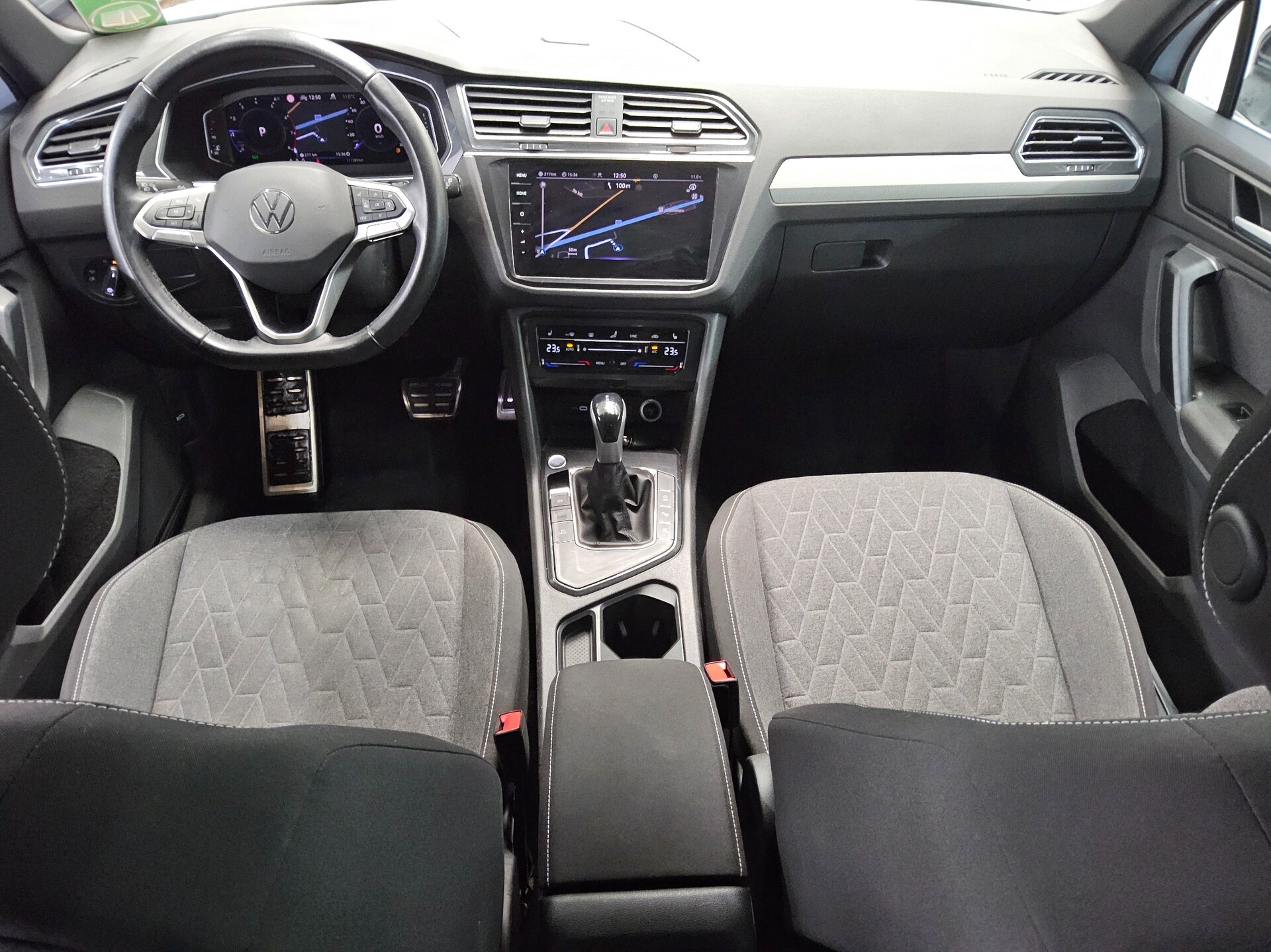 Volkswagen Tiguan 1.5 TSI Move AHK Navi DC Matrix RfK ACC 5