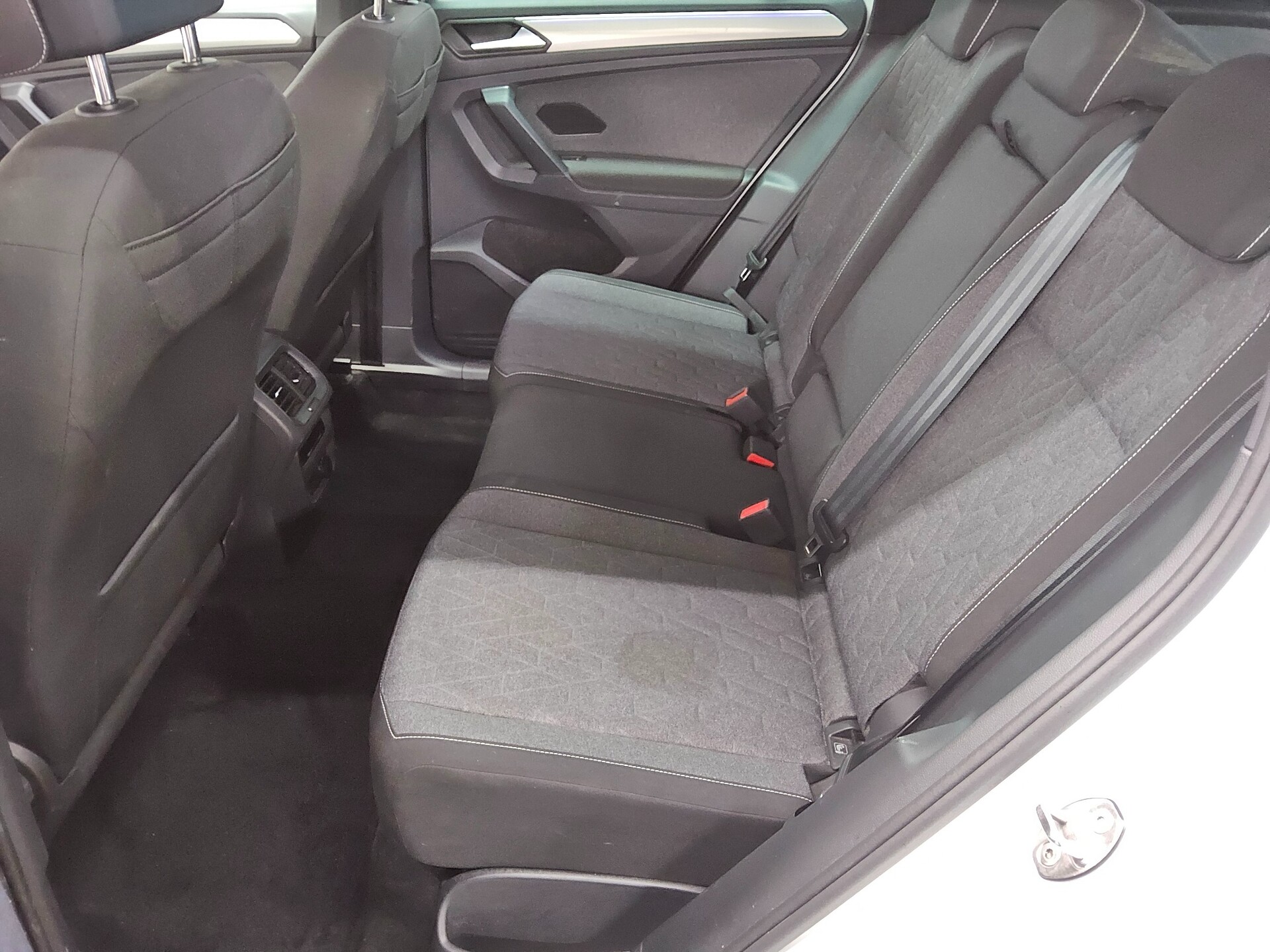 Volkswagen Tiguan 1.5 TSI Move AHK Navi DC Matrix RfK ACC 13