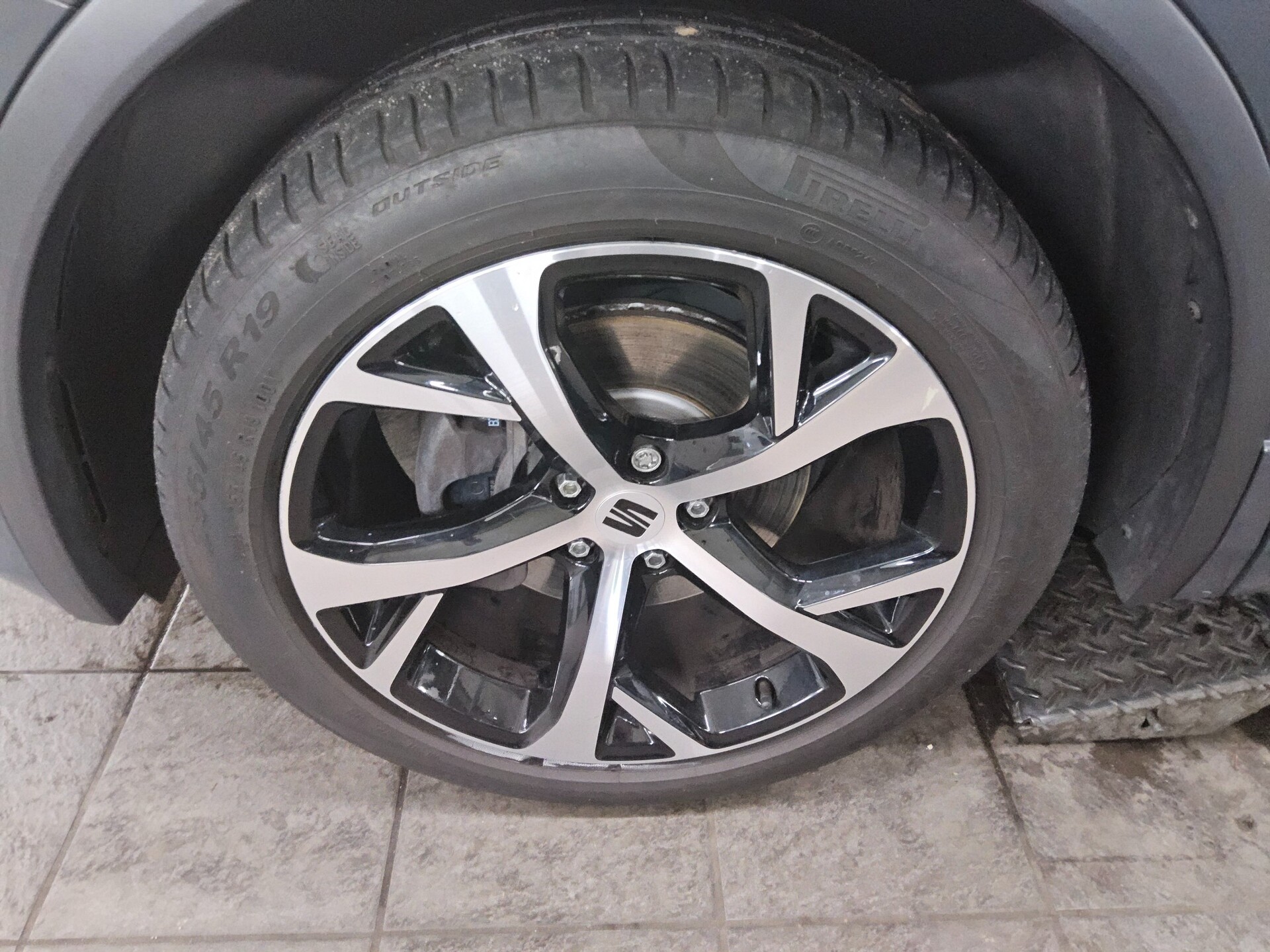 Seat Tarraco 2.0 TDI FR-Line 7-Sitze Leder Nav vc LED 11