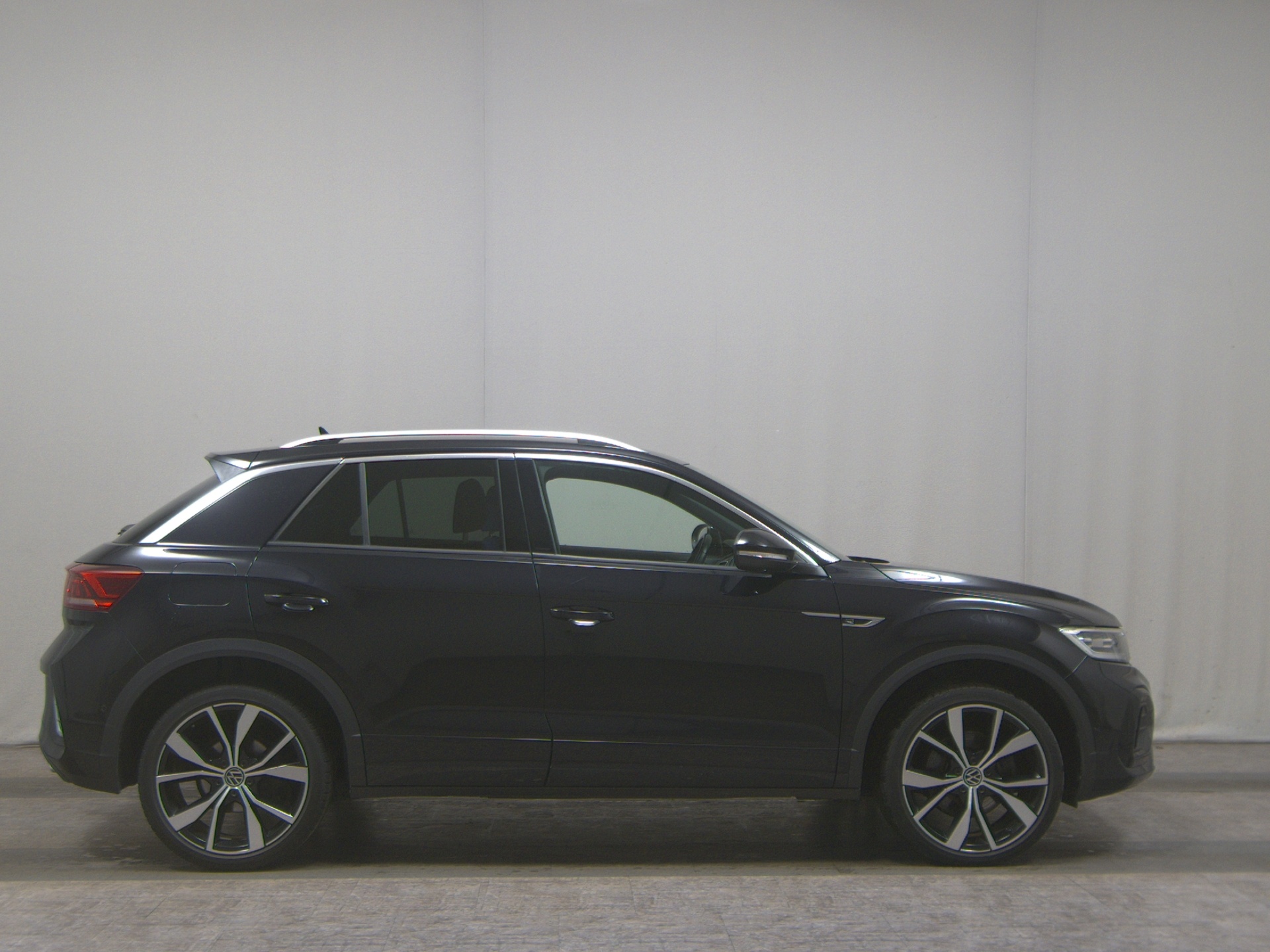 Volkswagen T-Roc 2.0 TSI 4M R-Line Navi Matrix ACC RfK AHK