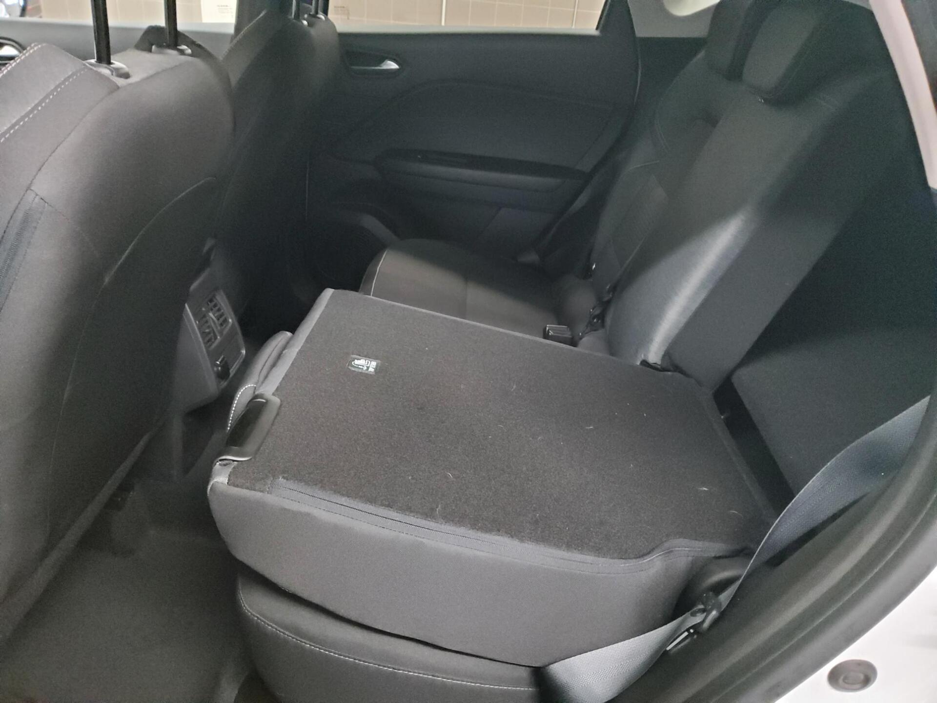 Renault Captur 1.3 TCe Experience LED PDC Navi AUX-IN 12