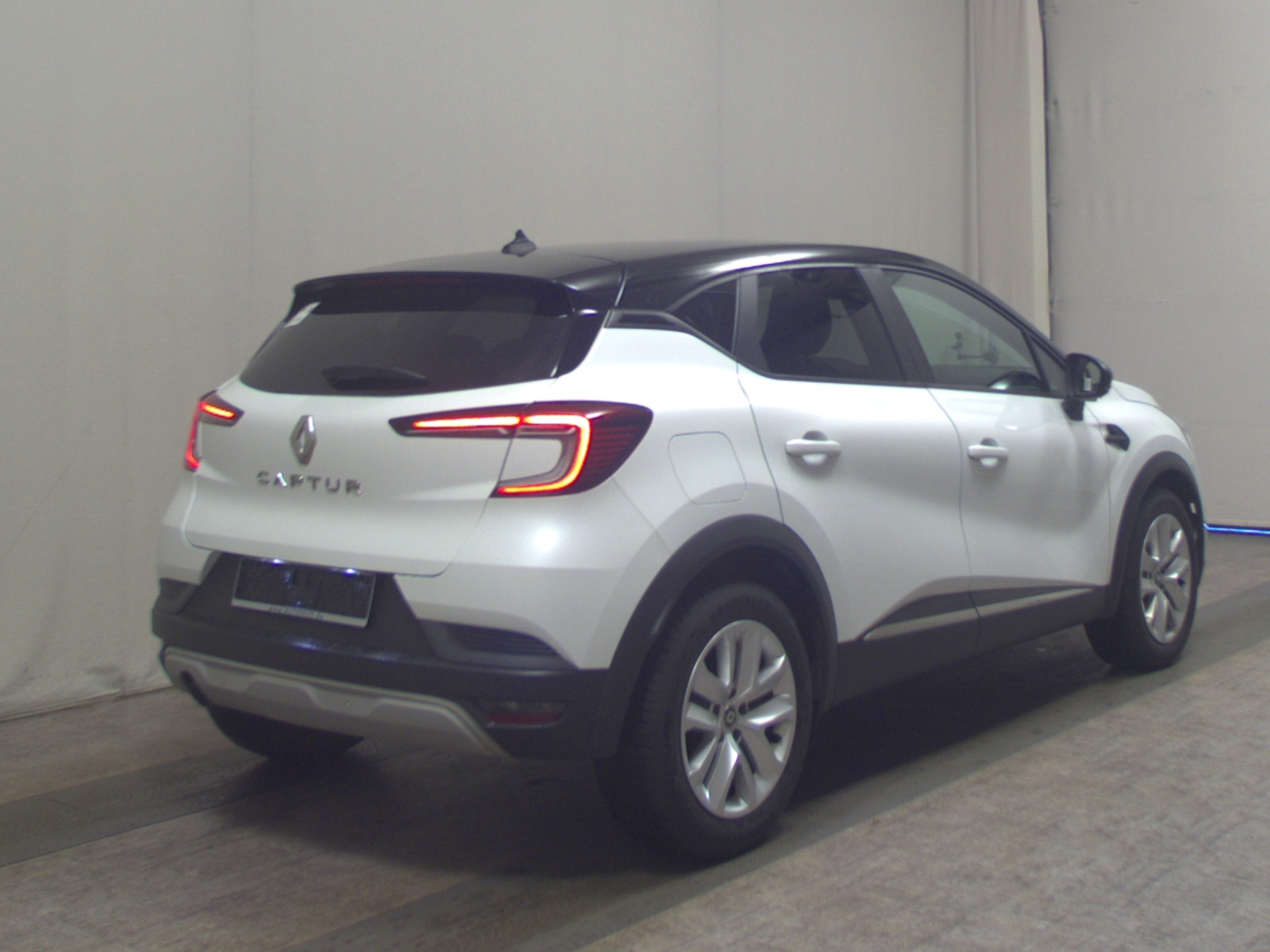 Renault Captur 1.3 TCe Experience LED PDC Navi AUX-IN 4