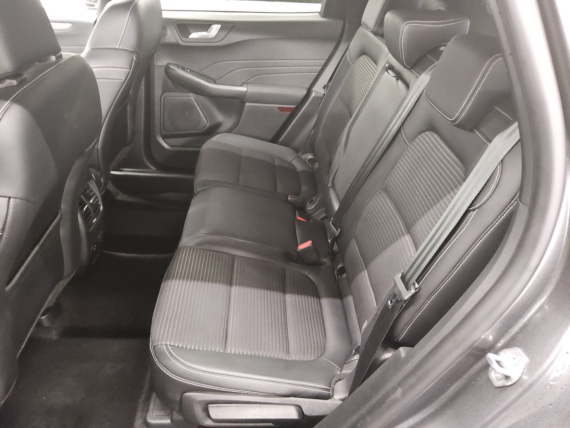 Ford Kuga 2.0 EB Titanium X T-Leder Navi LED HuD RFK 13