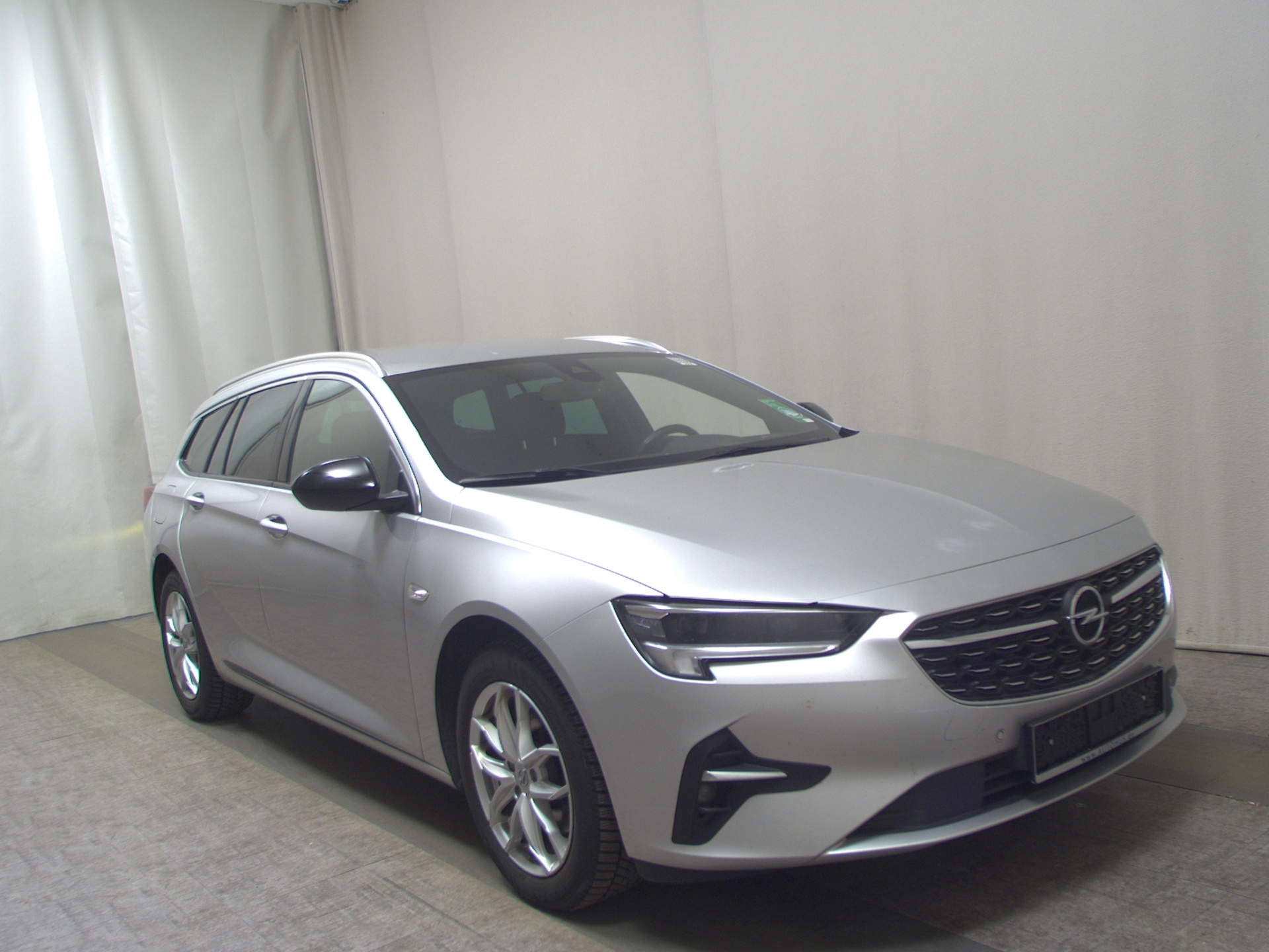 Opel Insignia ST 2.0 D Business Ed. Navi LED HuD RFK 3