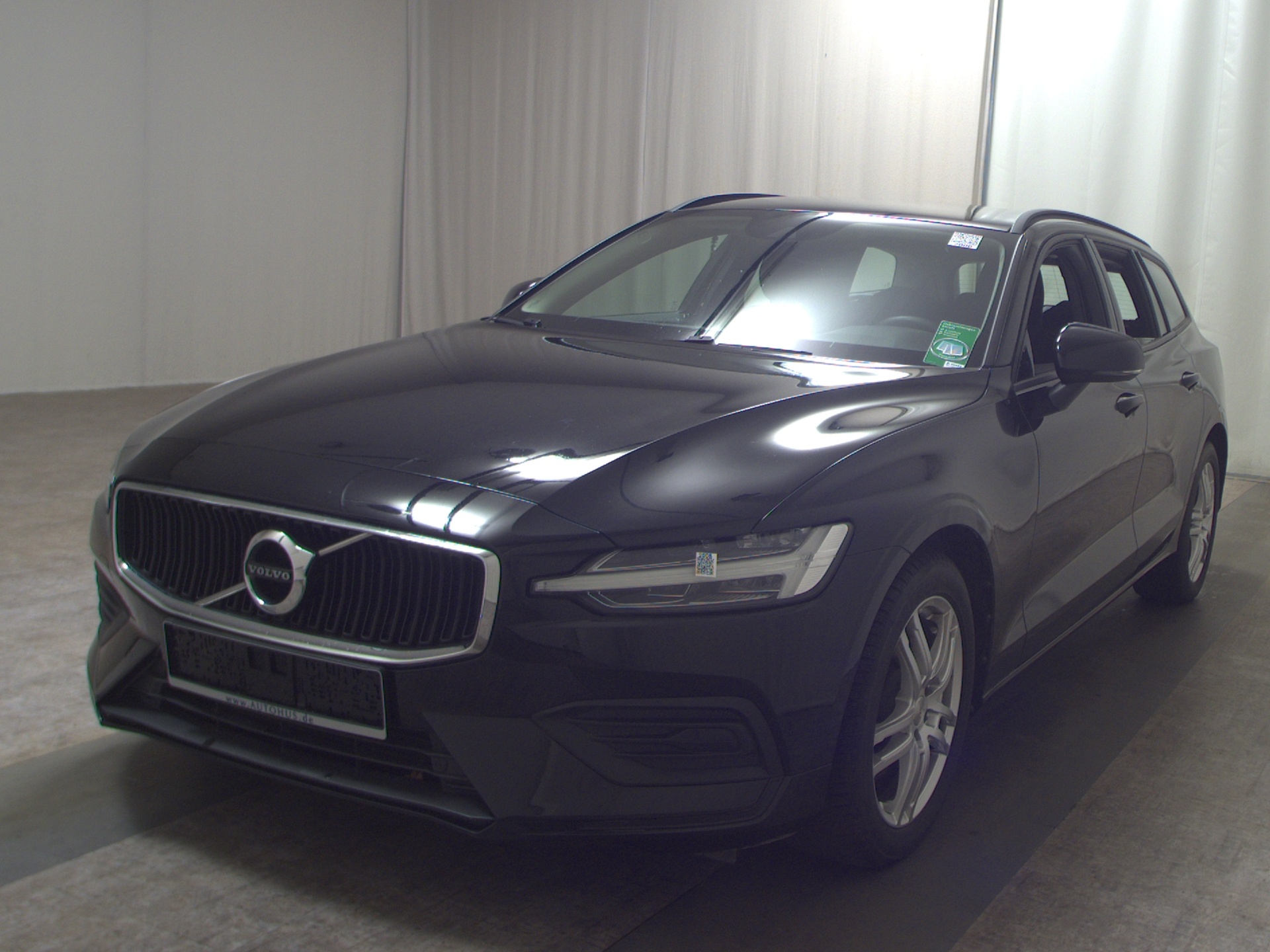 Volvo V60 B3 Momentum Navi LED RFK ACC 2
