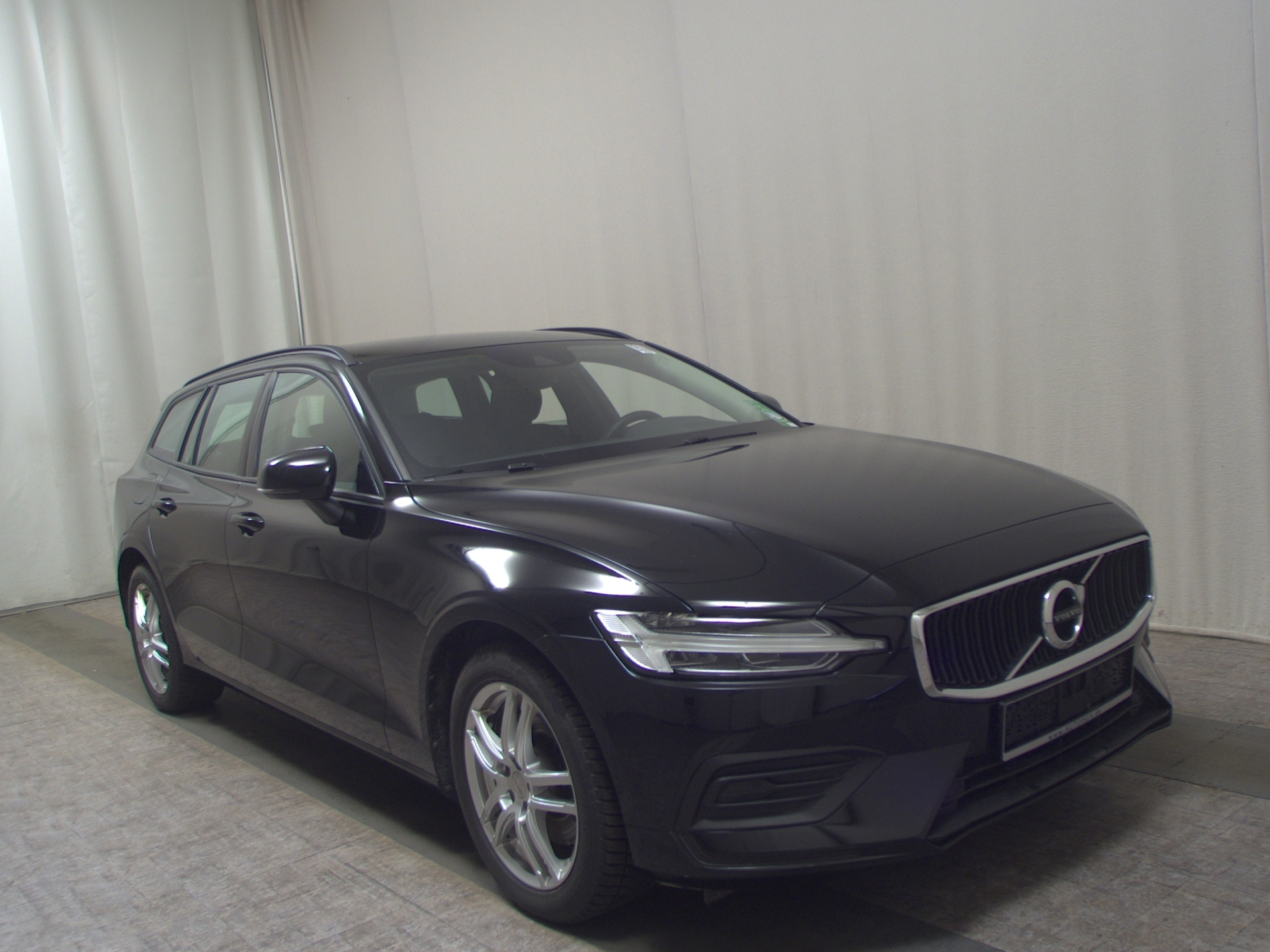 Volvo V60 B3 Momentum Navi LED RFK ACC 3