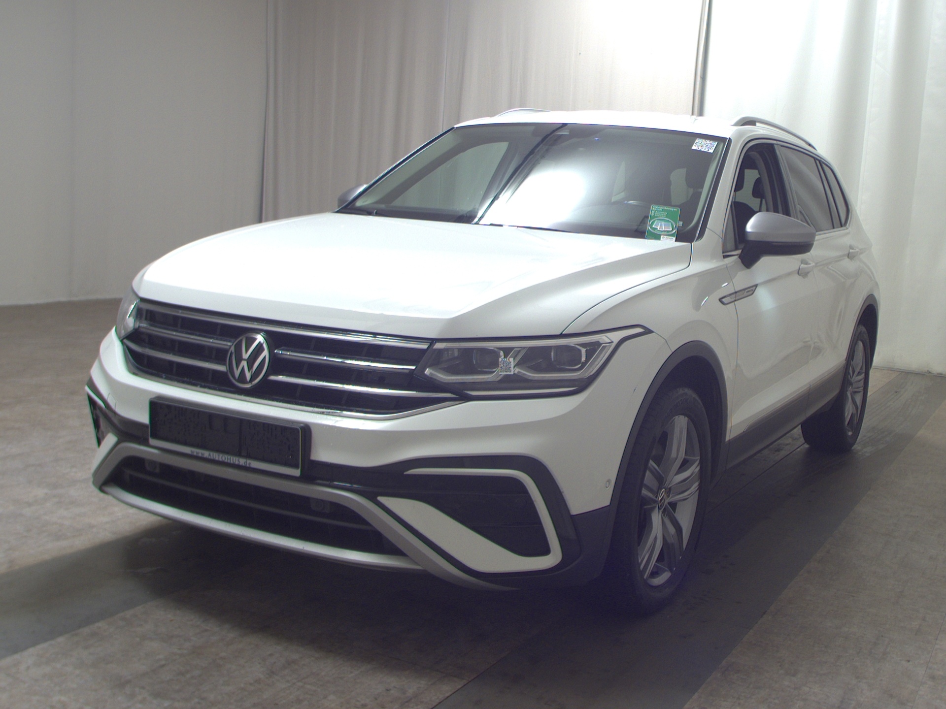Volkswagen Tiguan Allspace 2.0 TDI 4M Elegance AID AHK StHz 2