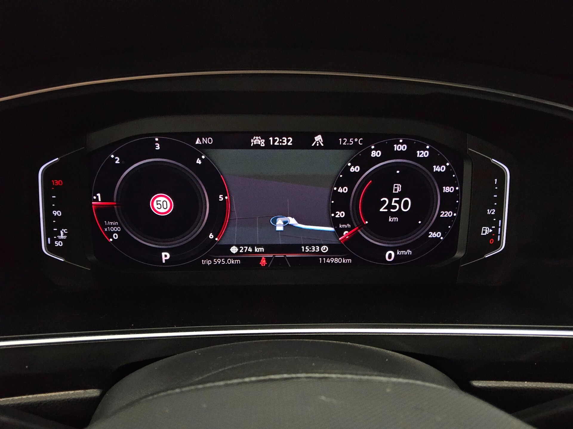 Volkswagen Tiguan Allspace 2.0 TDI 4M Elegance AID AHK StHz 8