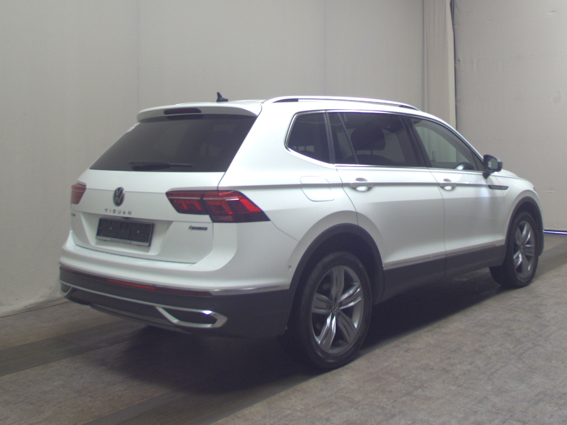 Volkswagen Tiguan Allspace 2.0 TDI 4M Elegance AID AHK StHz 4