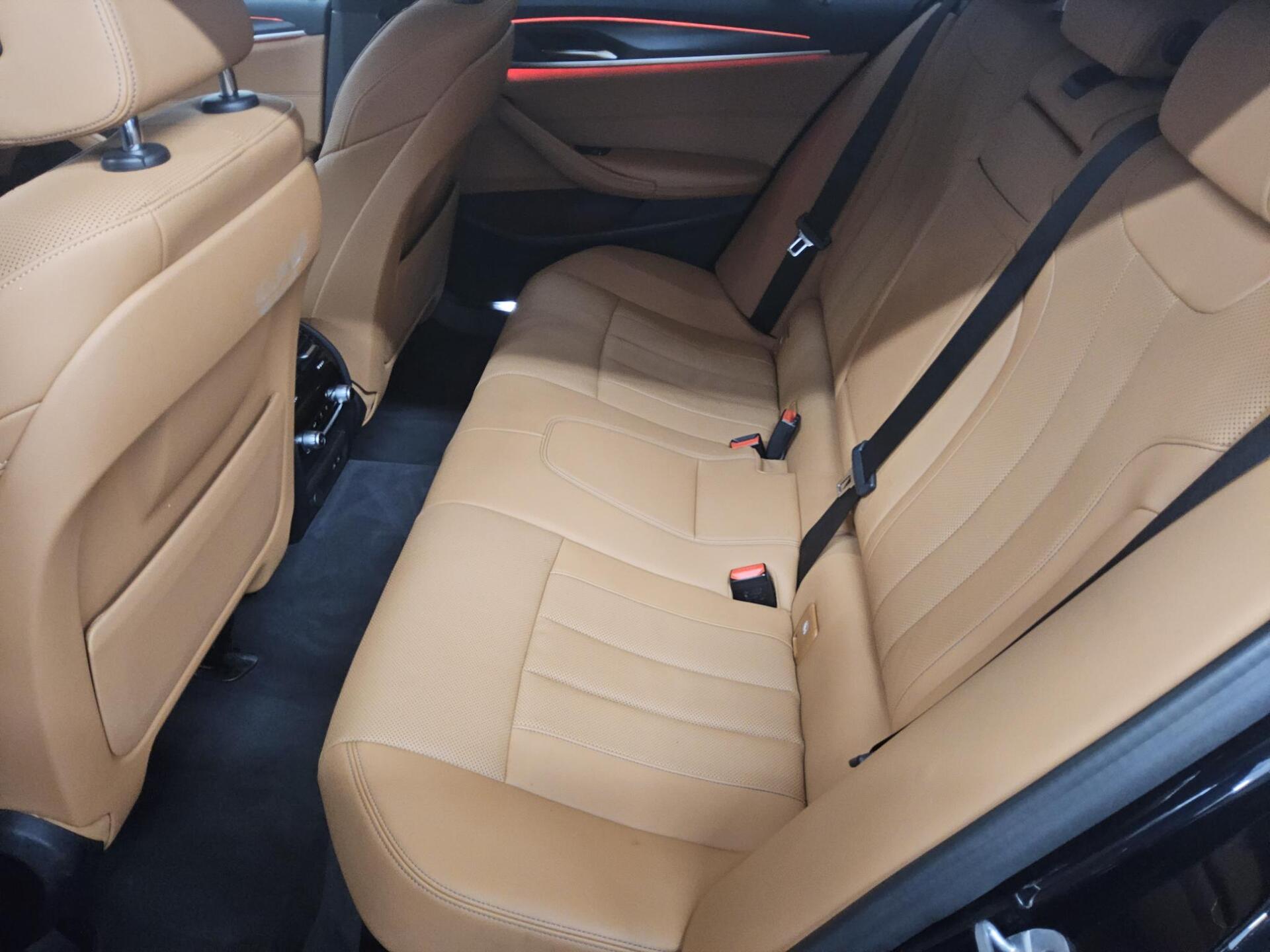 BMW 520dA Touring xDr M-Sport Navi LED LC-Pro RFK 13