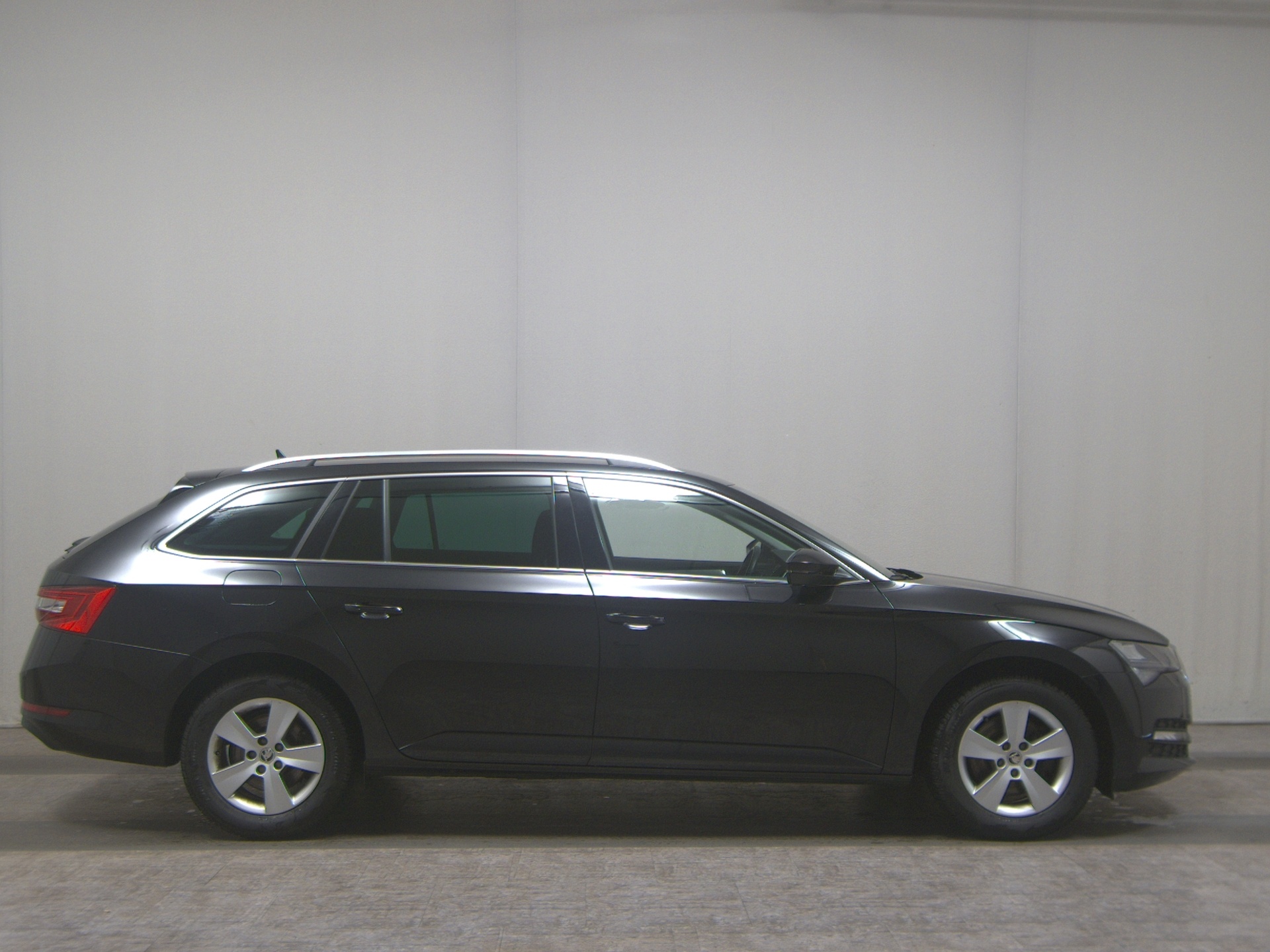 Skoda Superb Kombi 1.5 TSI Navi LED Virtual Shz