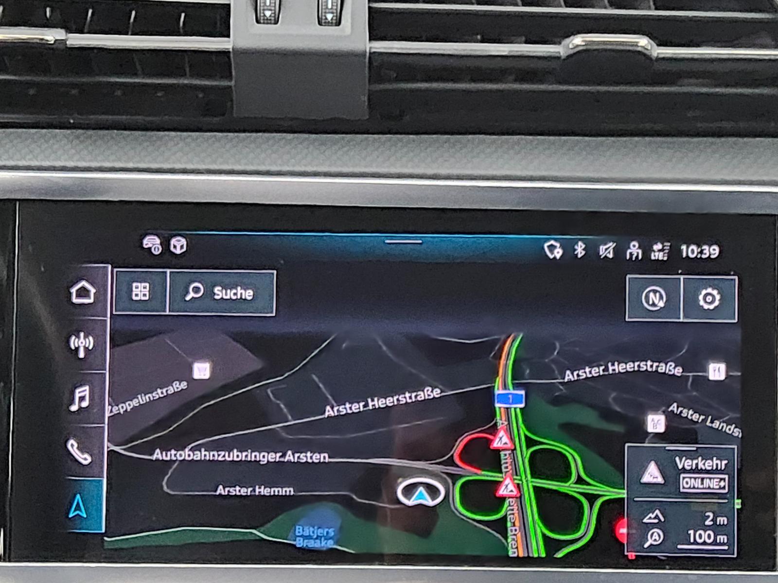 Audi Q3 35 TDI Navi LED vc+ AHK Sportsitze PDC SHZ 7