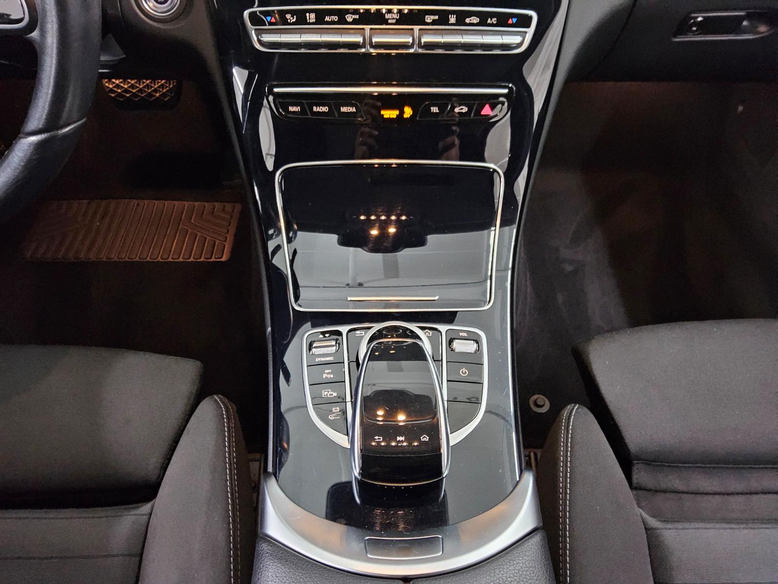 Mercedes-Benz C 300 T de Avantgarde Navi LED AHK PDC SHZ RfK 6