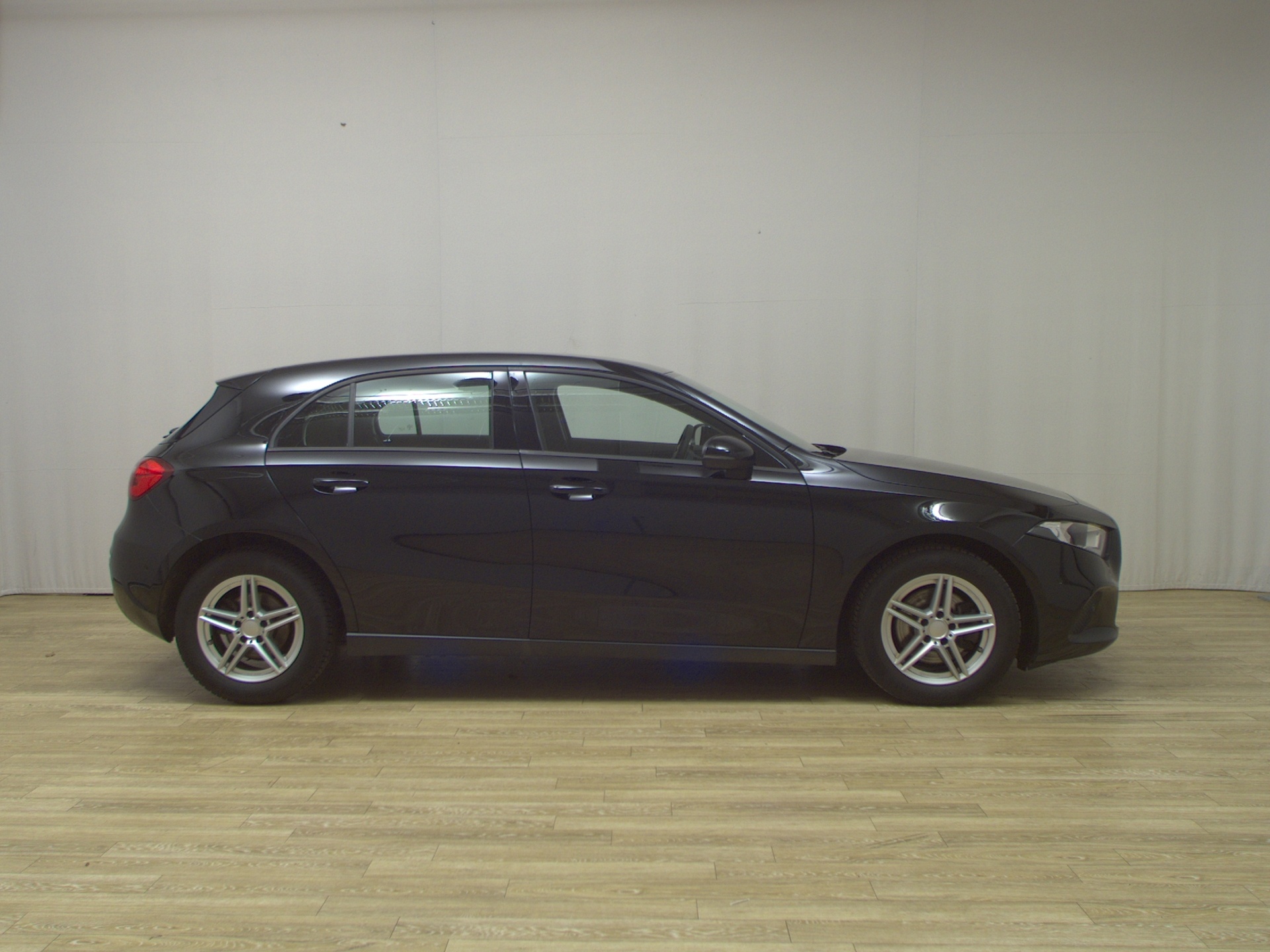 Mercedes-Benz A 180 d Navi PDC MBUX
