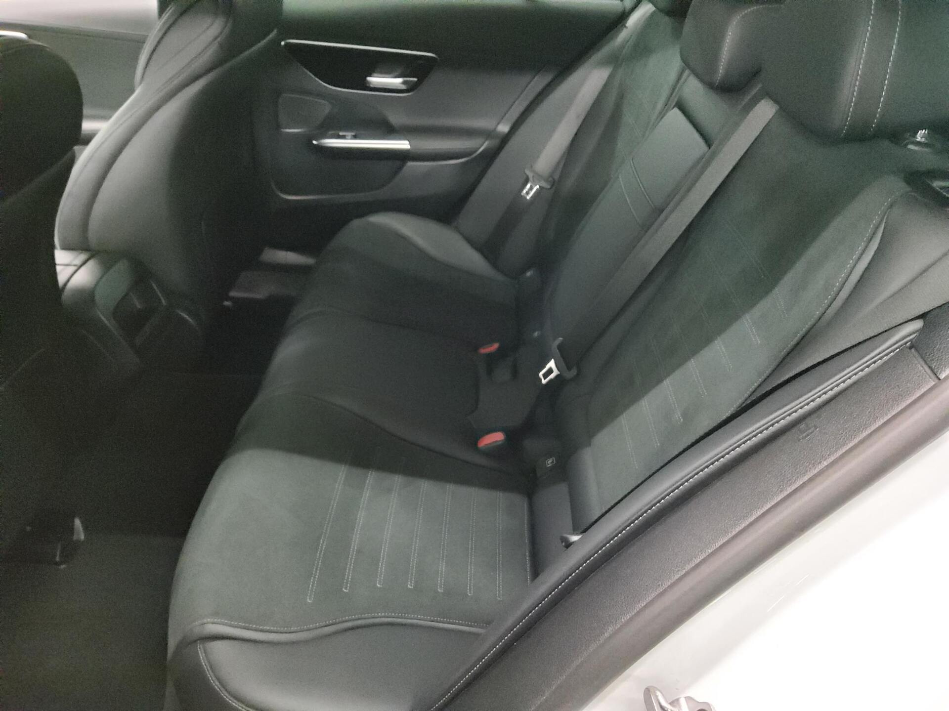 Mercedes-Benz C 200 T d AMG-Line Digital Light Navi RFK 13