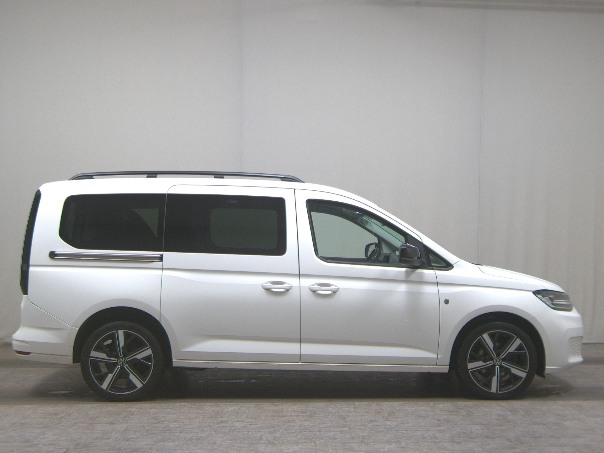 Volkswagen Caddy Maxi 1.5 TSI Move 7-Sitze Navi Pano RfK