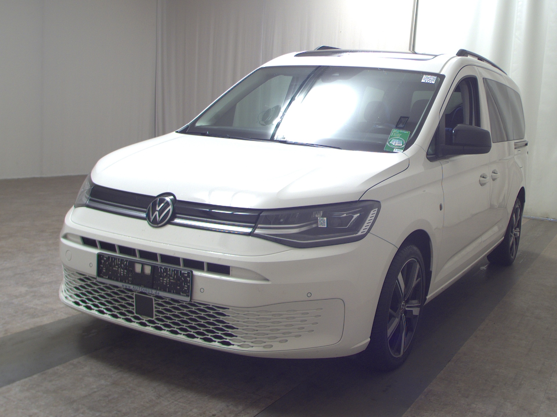 Volkswagen Caddy Maxi 1.5 TSI Move 7-Sitze Navi Pano RfK 2
