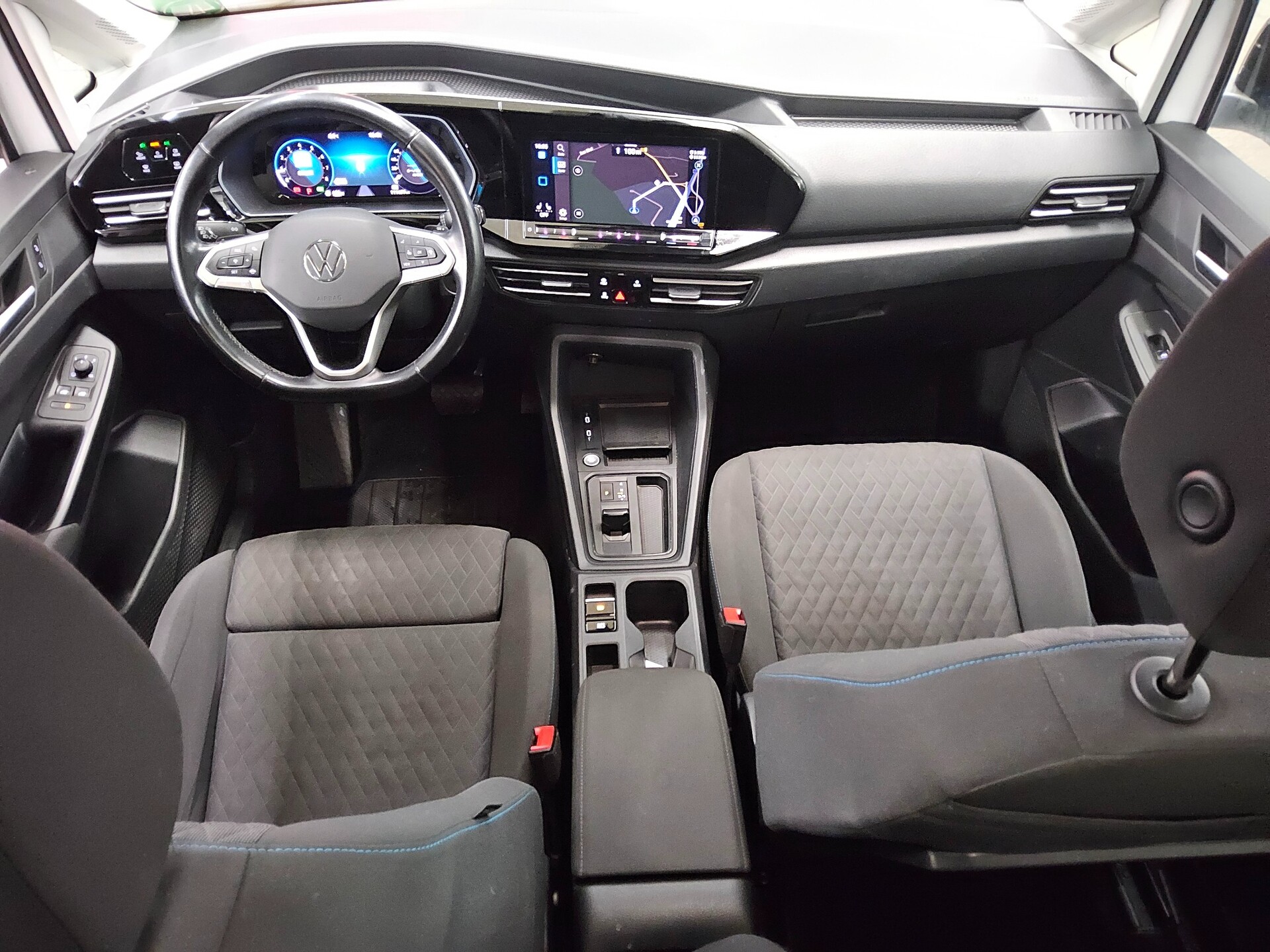 Volkswagen Caddy Maxi 1.5 TSI Move 7-Sitze Navi Pano RfK 5