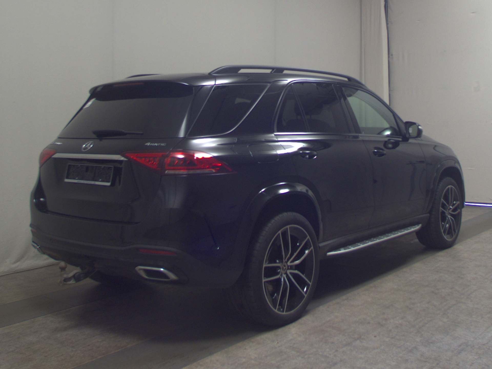 Mercedes-Benz GLE 350 de 4M AMG-Line Leder Navi LED Pano Night 4