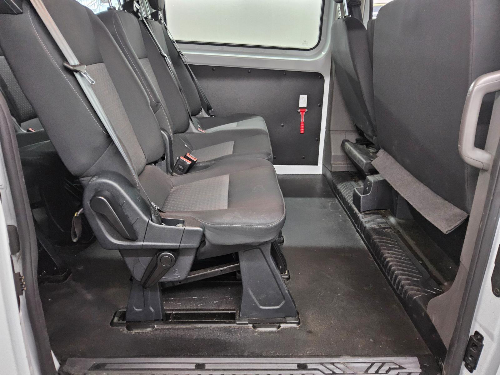 Ford Transit Custom 2.0 EB Trend L2H1 8-Sitze PDC 13