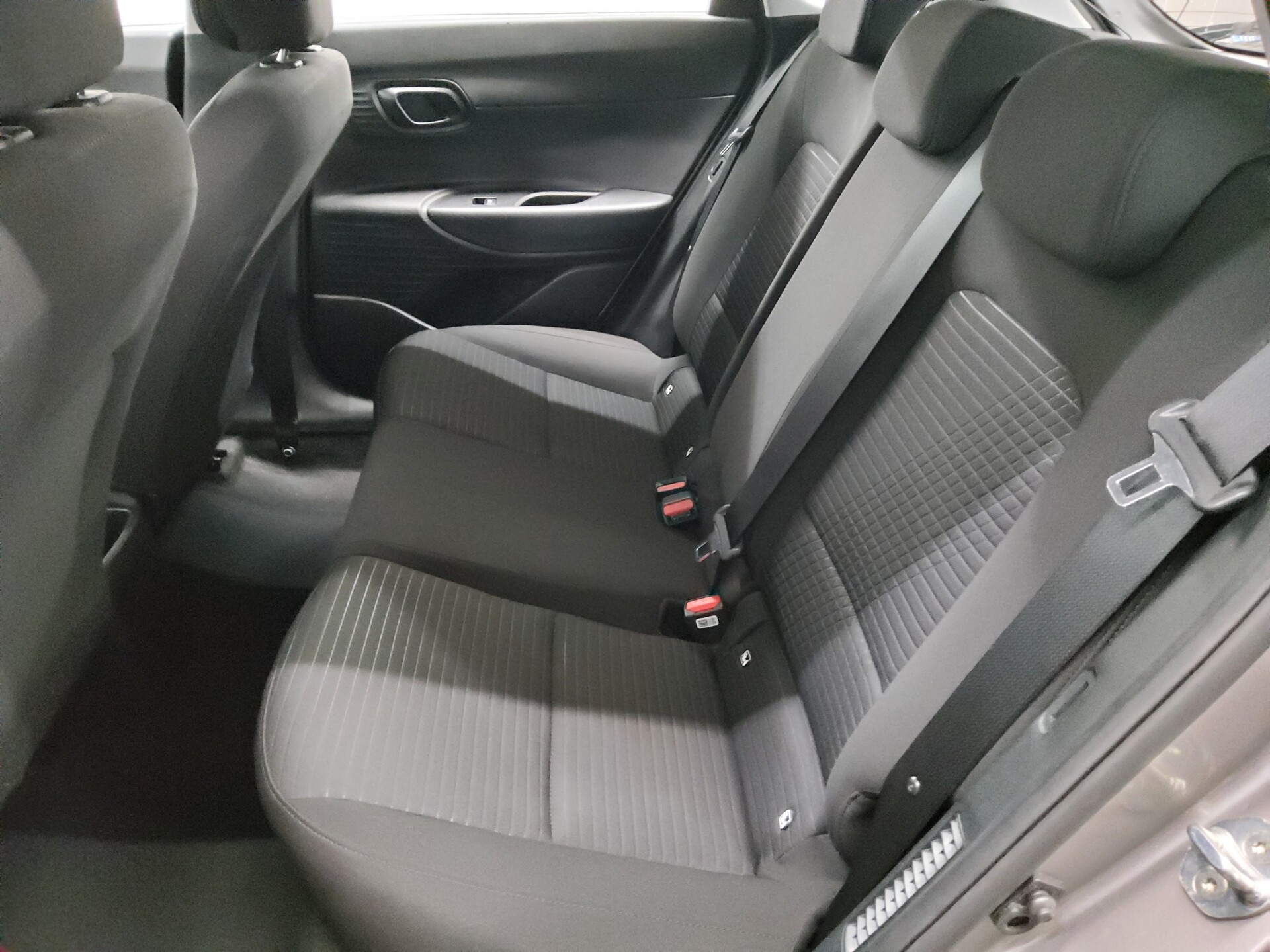 Hyundai i20 1.0 T-GDI Digital Cockpit PDC MfL 13