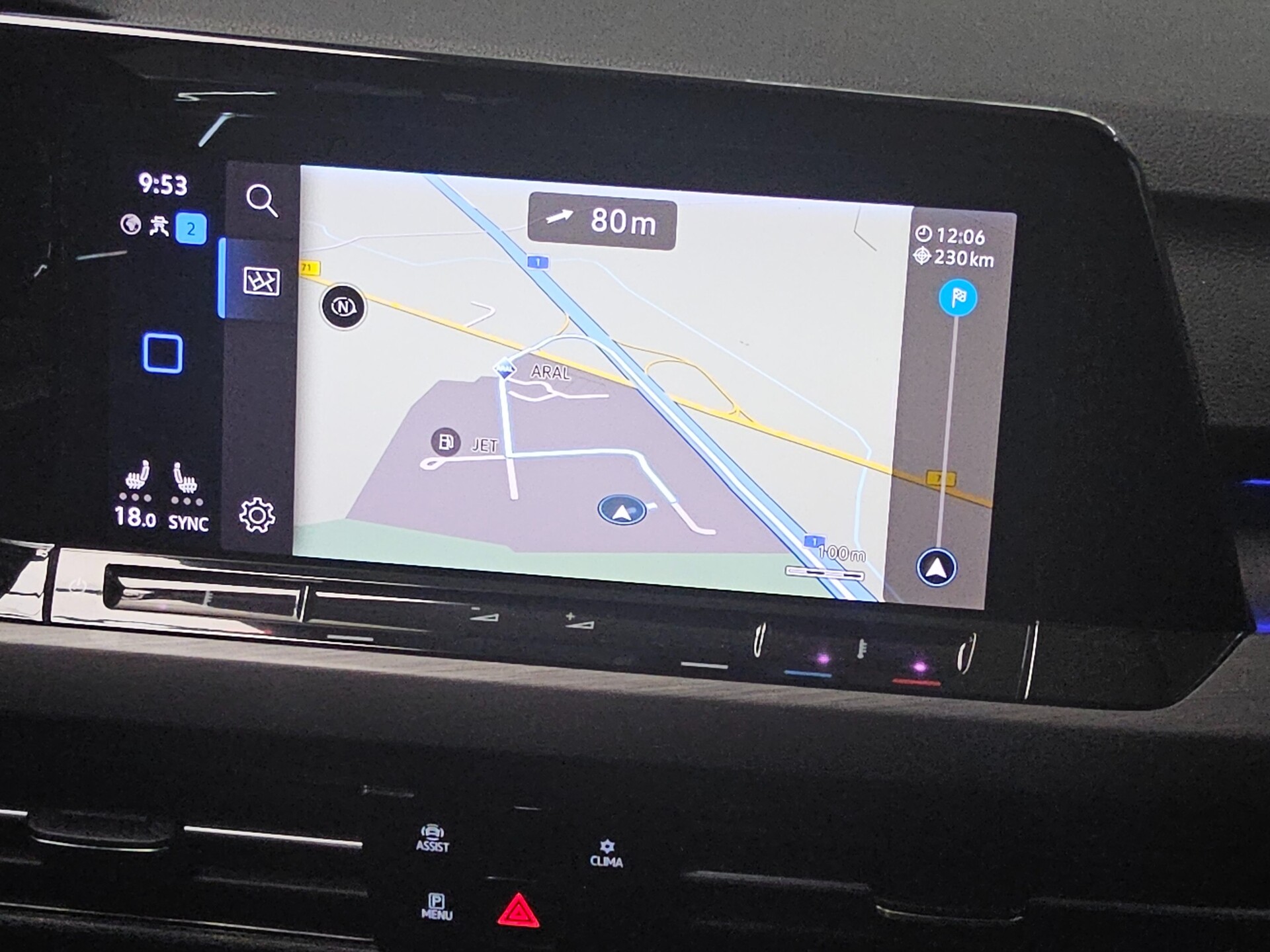 Volkswagen Golf-8 Var. 2.0 TDI Style Navi LED ACC DC AHK 7