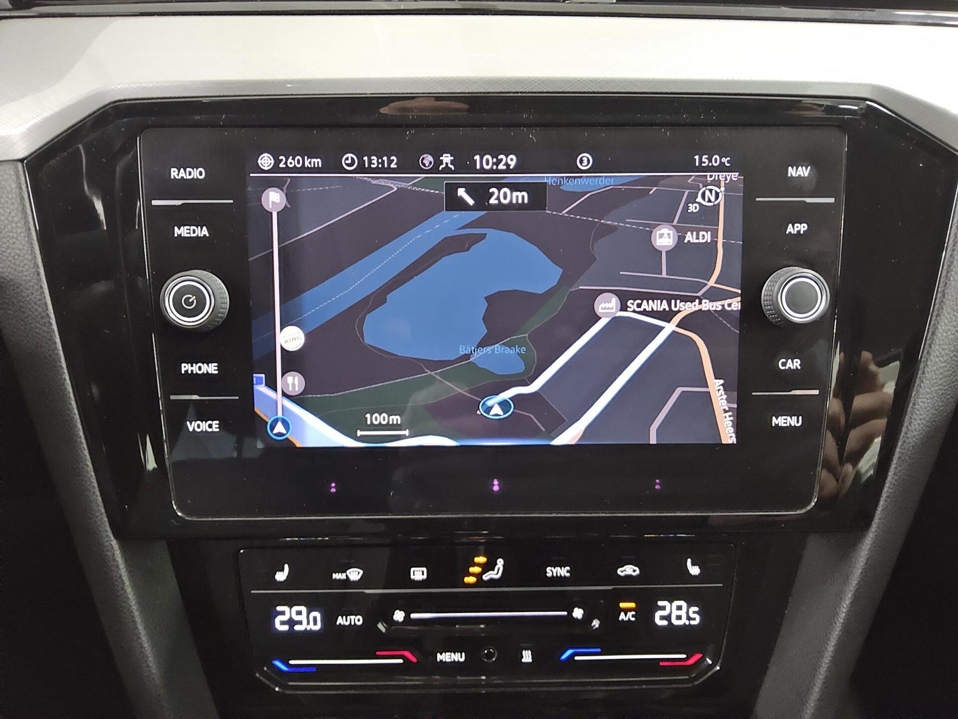 Volkswagen Passat Var. 2.0 TDI Business Navi LED RfK StHzg 7