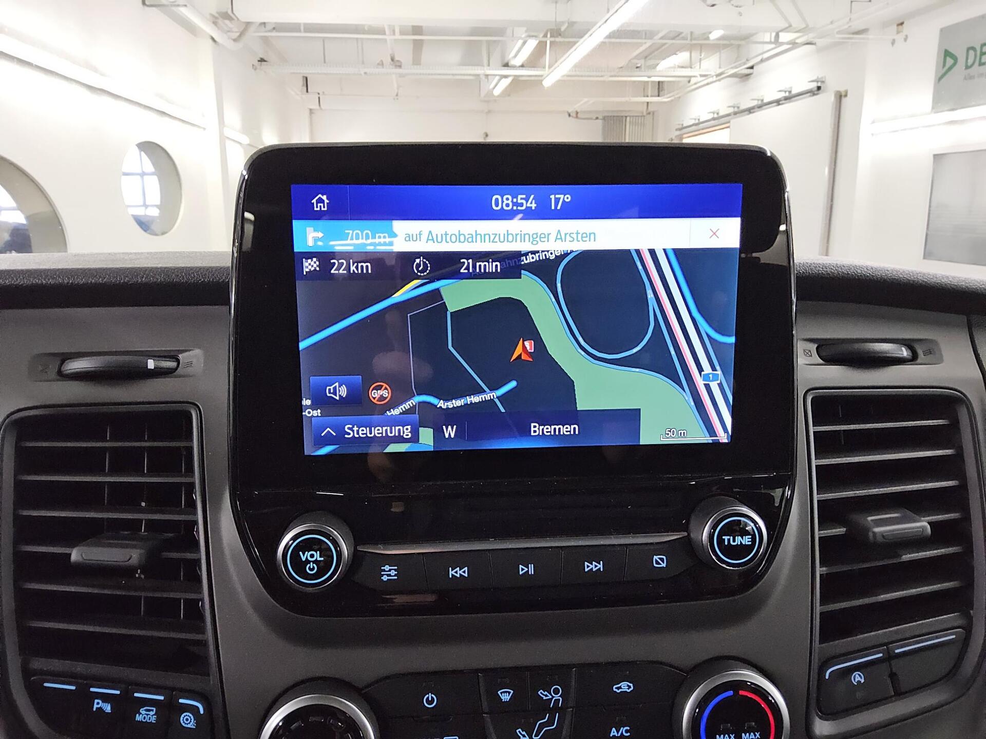 Ford Transit Custom 2.0 EB Trend L2 8-Sitze Navi PDC 7