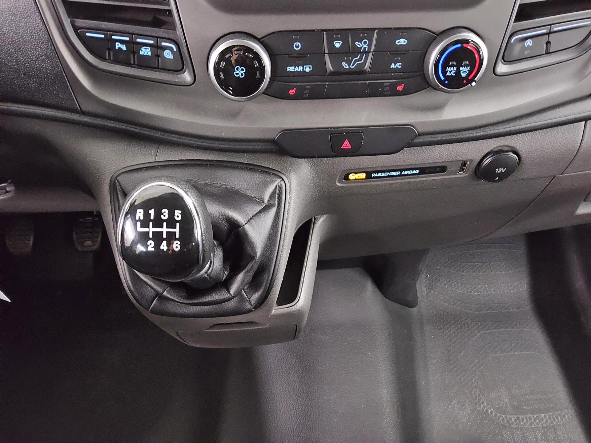 Ford Transit Custom 2.0 EB Trend L2 8-Sitze Navi PDC 6