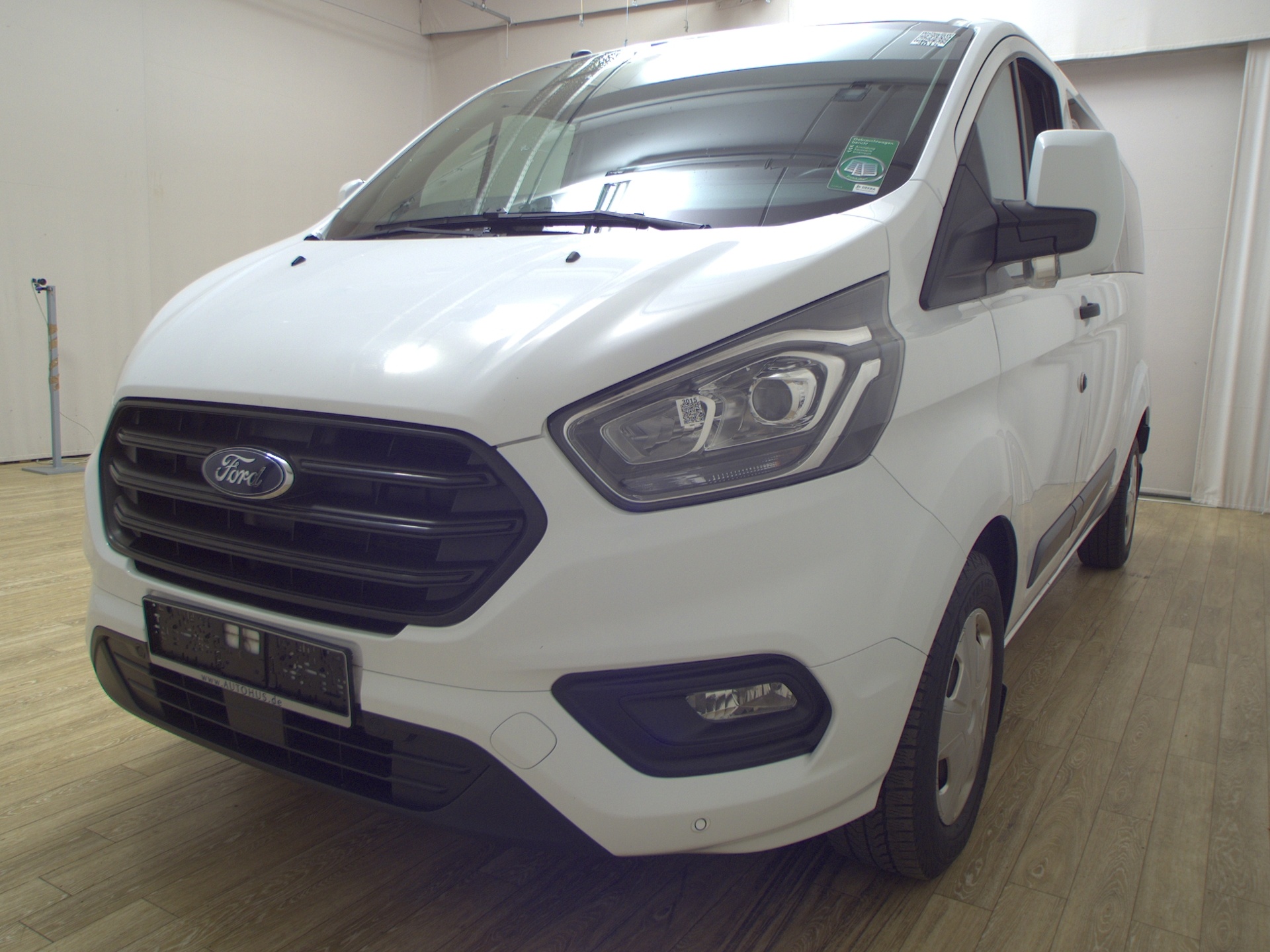 Ford Transit Custom 2.0 TDCi Trend L2 Navi PDC Klima 2