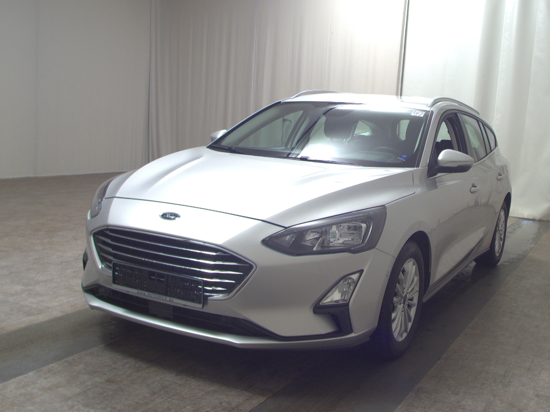 Ford Focus Turnier 1.0 EB Titanium Navi LED RFK PDC 2
