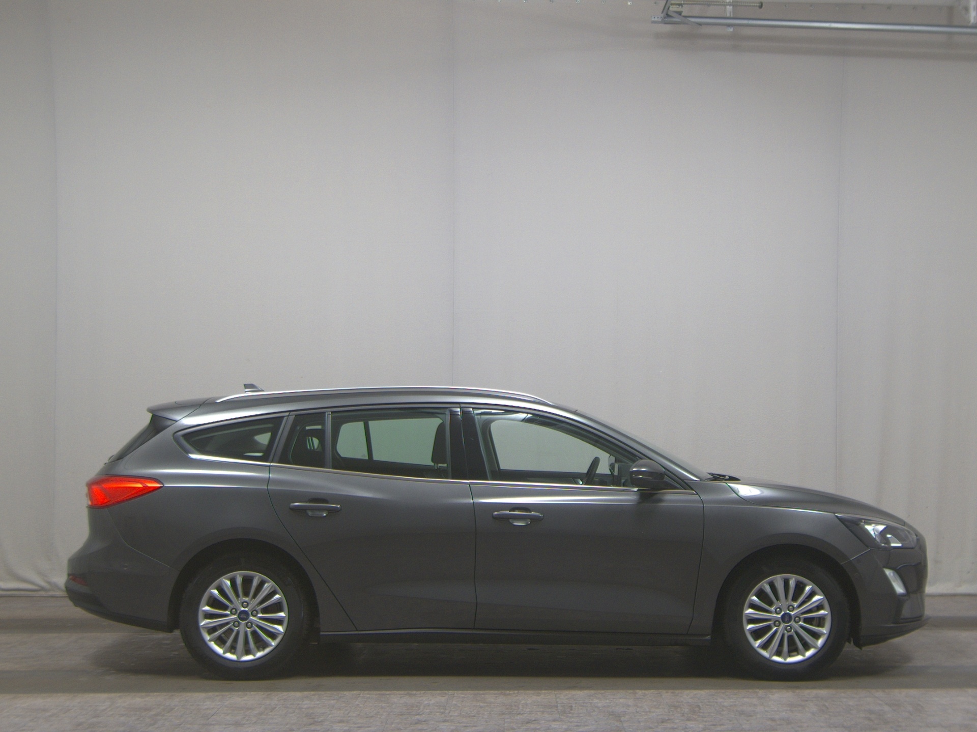 Ford Focus Turnier 1.0 EB Titanium Navi LED RFK