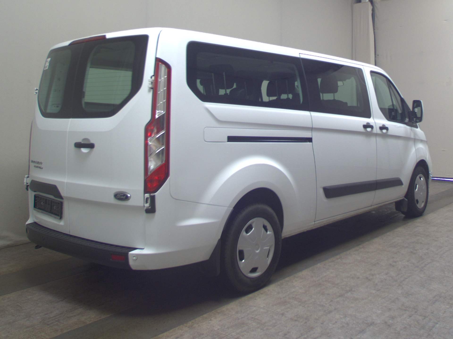 Ford Transit Custom 2.0 EB Trend L2 8-Sitze Navi 4