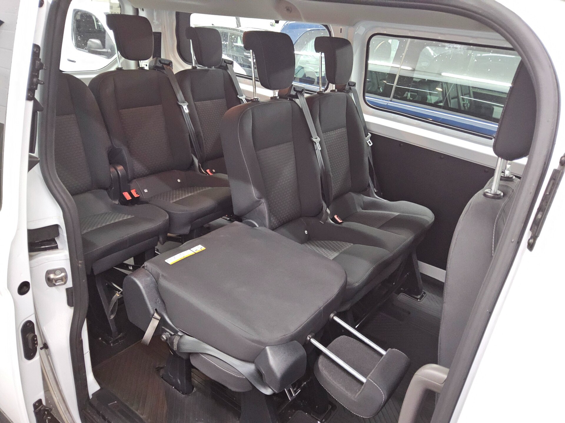 Ford Transit Custom 2.0 EB Trend L2 8-Sitze Navi 12