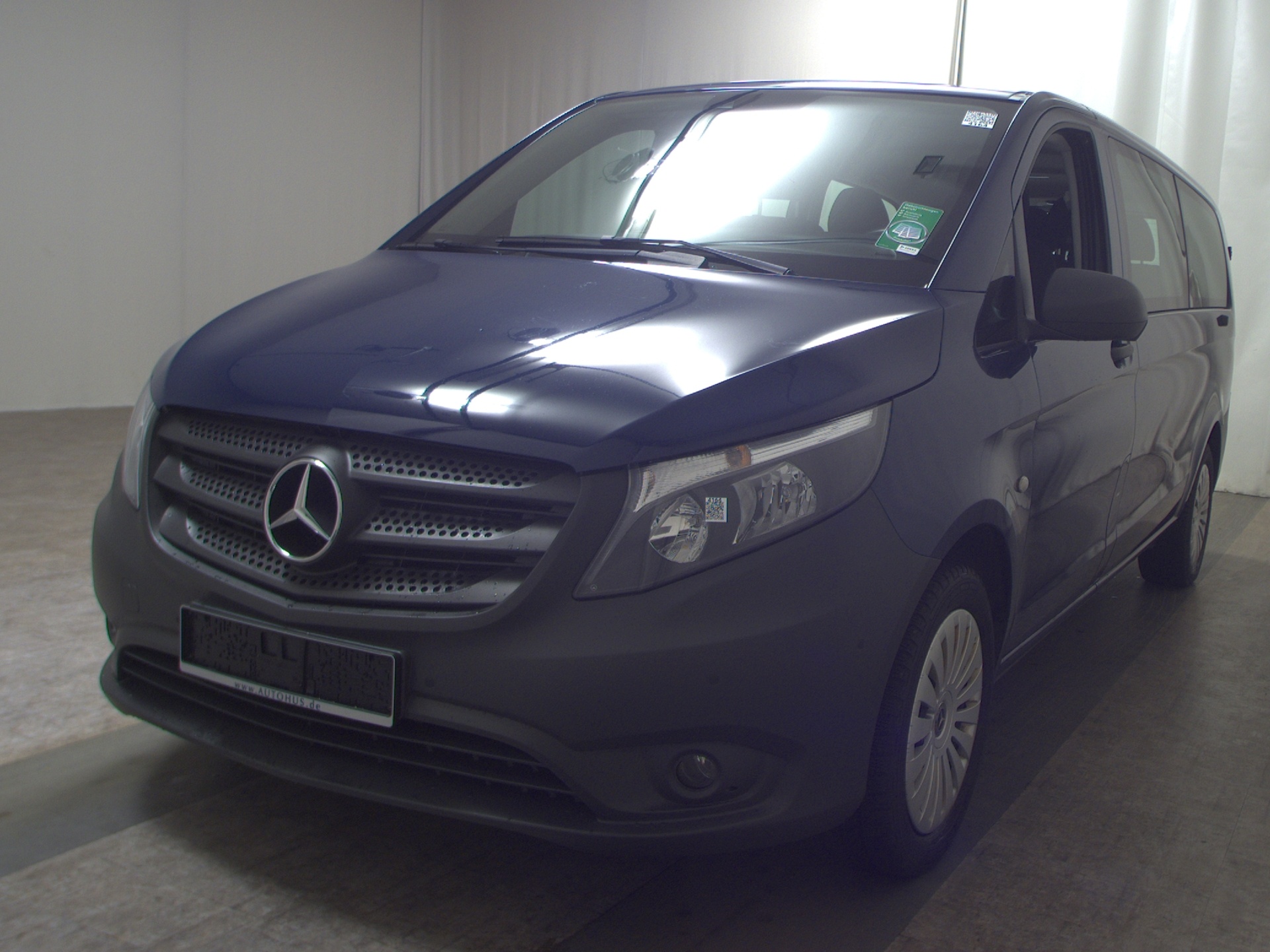 Mercedes-Benz Vito CDI Tourer Pro extralang 8-Sitze Navi RFK 2