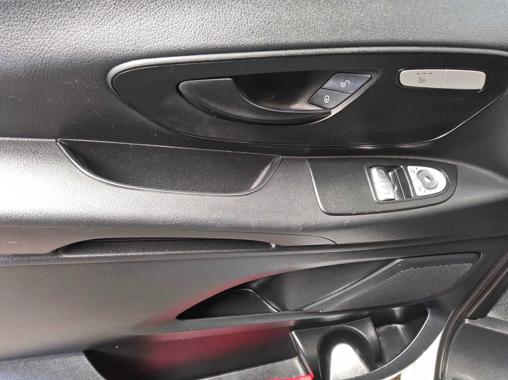 Mercedes-Benz Vito CDI Tourer Pro extralang 8-Sitze Navi RFK 9