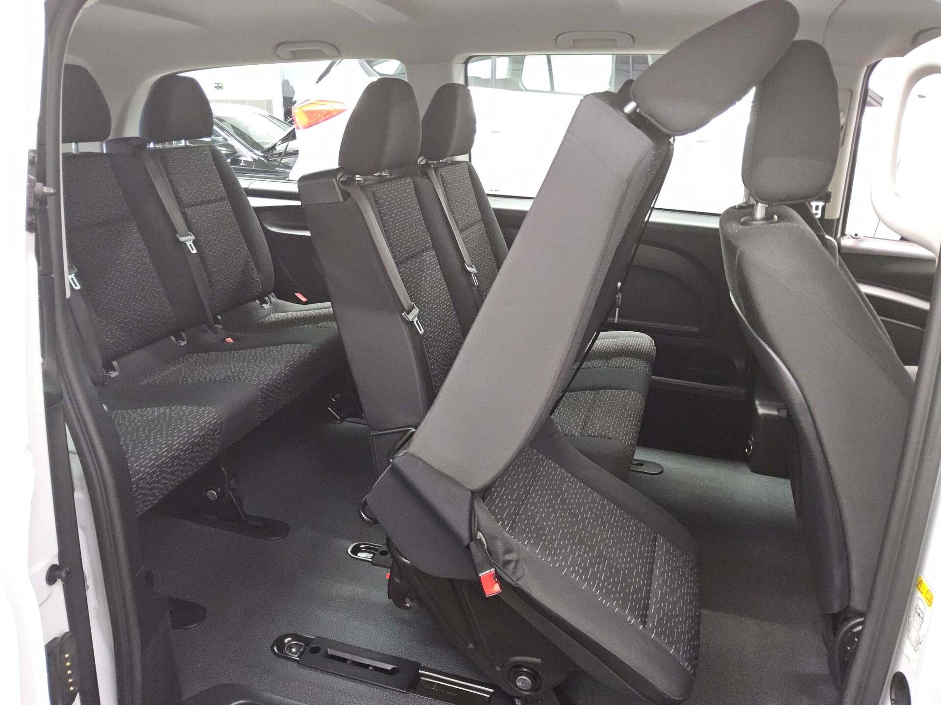 Mercedes-Benz Vito CDI Tourer Pro extralang 8-Sitze Navi RFK 12