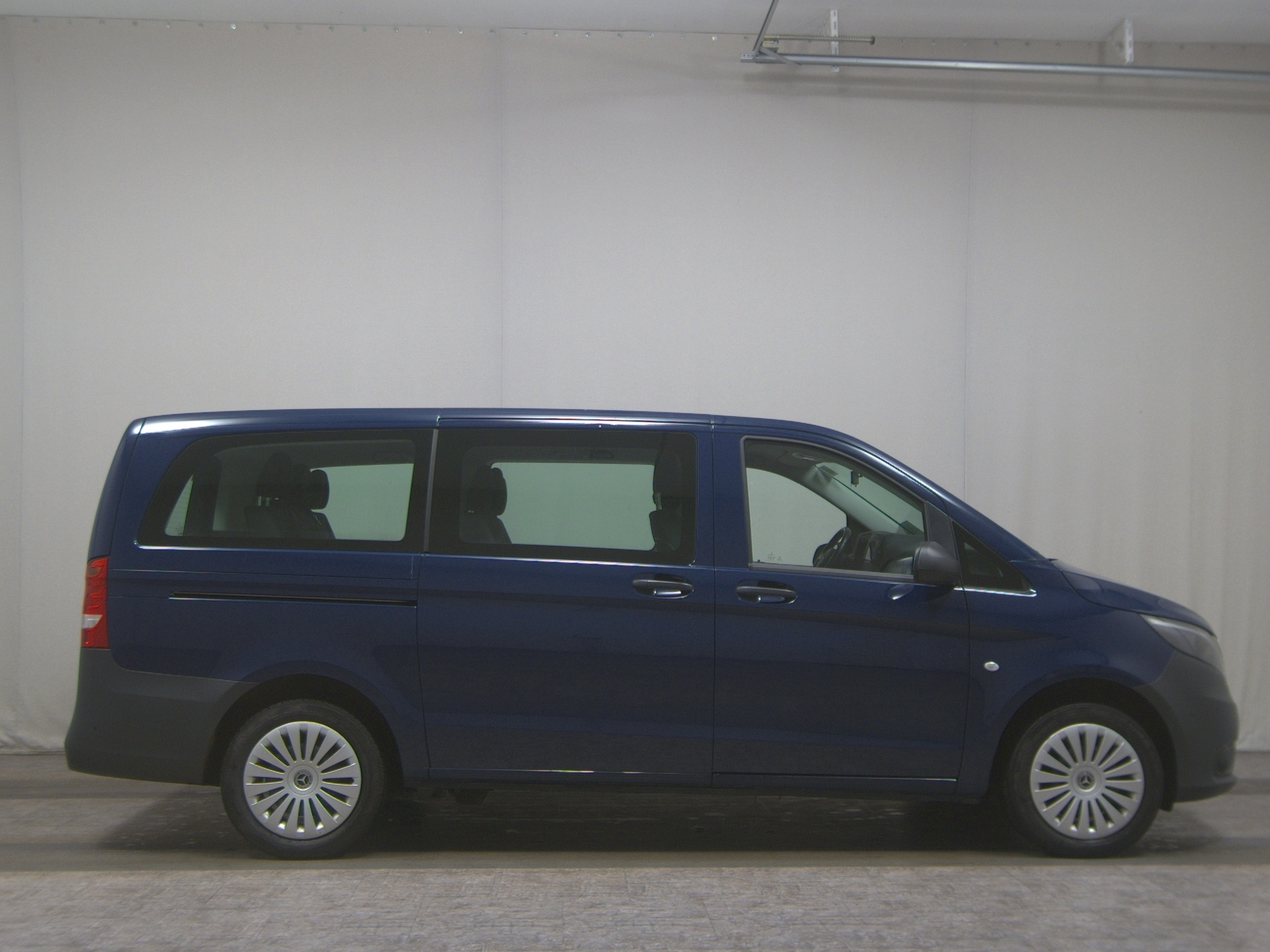 Mercedes-Benz Vito Lang CDI Tourer Pro 8-Sitze Navi RFK