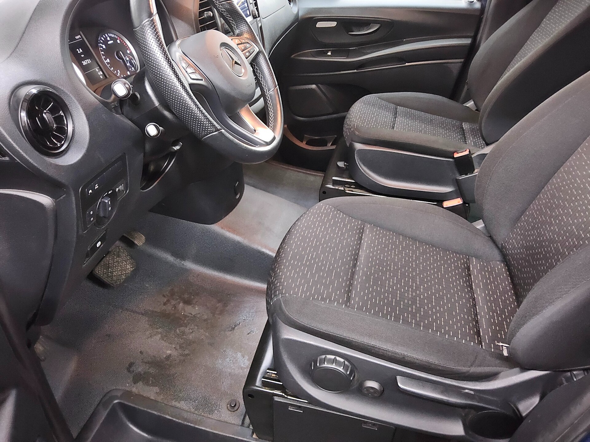 Mercedes-Benz Vito Lang CDI Tourer Pro 8-Sitze Navi RFK 8