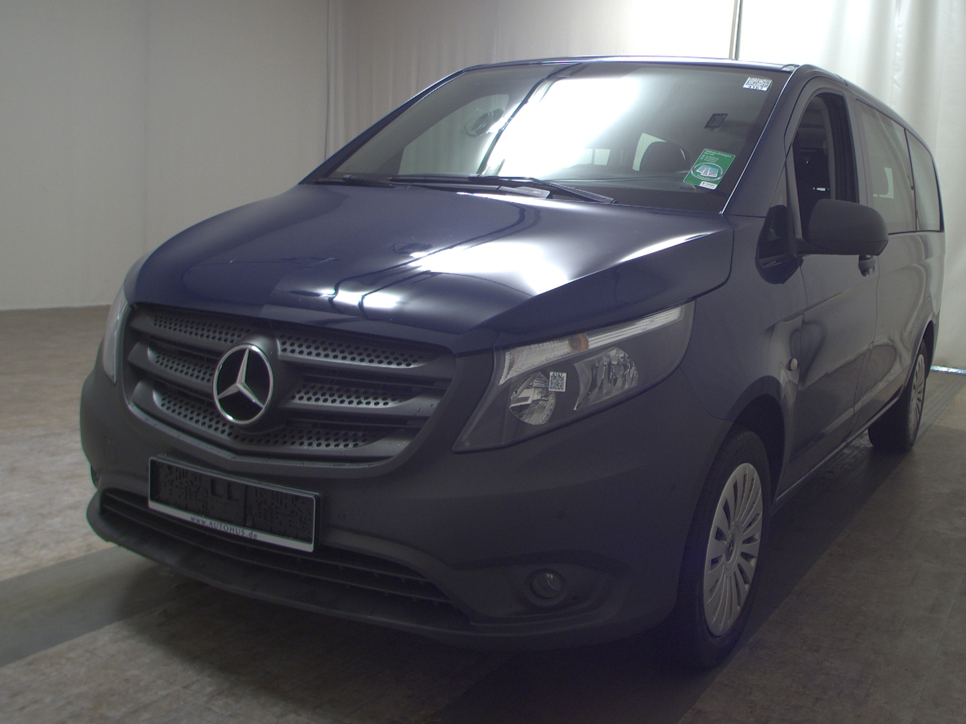Mercedes-Benz Vito Lang CDI Tourer Pro 8-Sitze Navi RFK 2