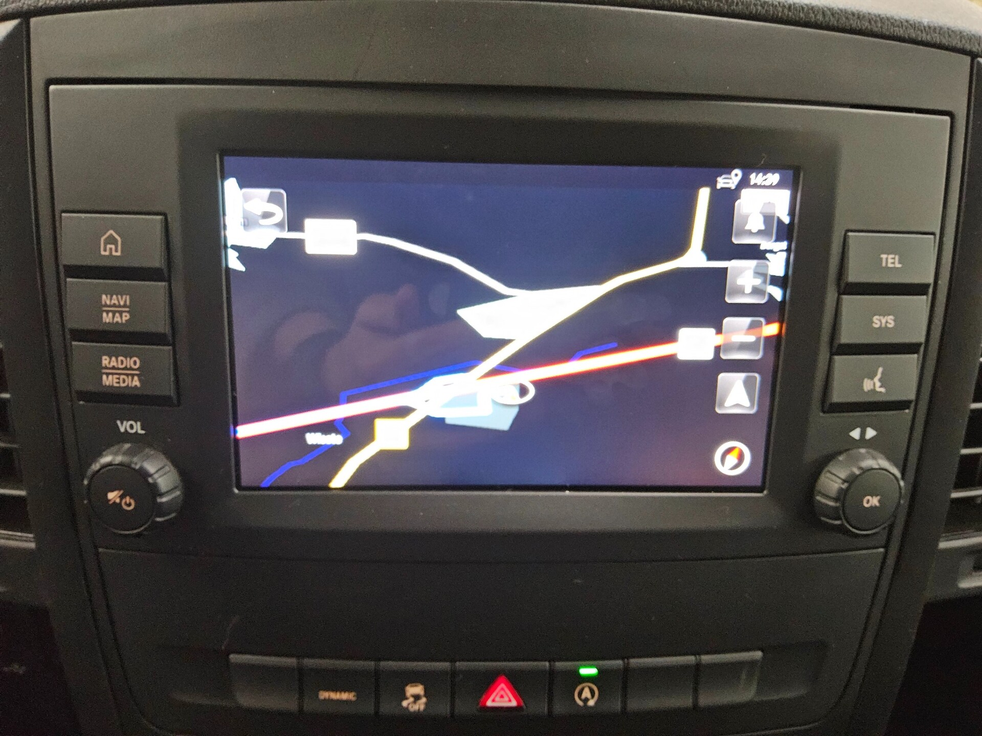 Mercedes-Benz Vito Lang CDI Tourer Pro 8-Sitze Navi RFK 7