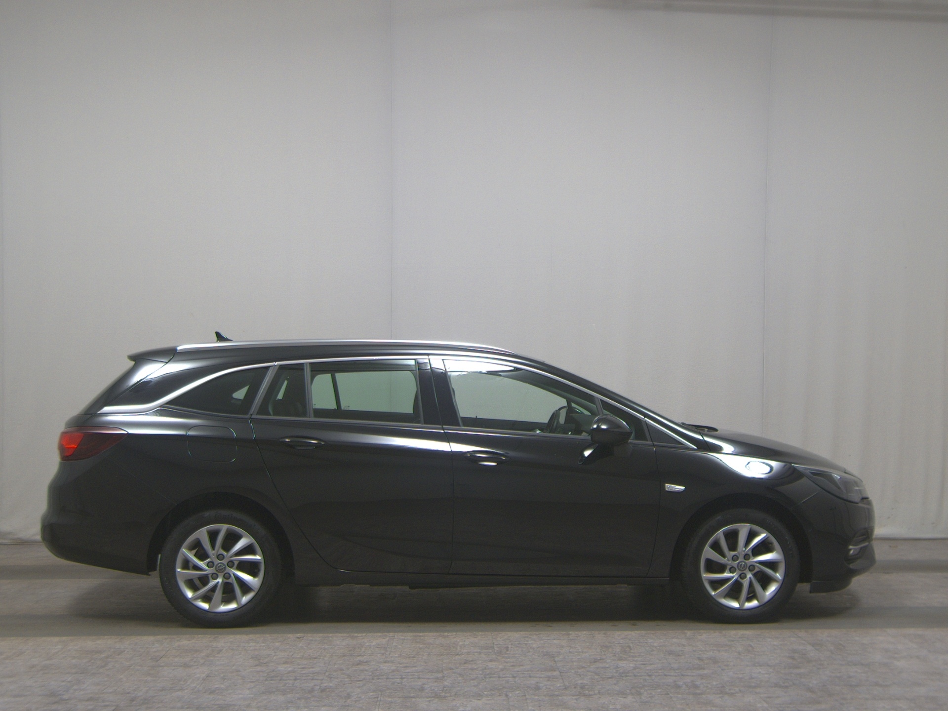 Opel Astra ST 1.2 Turbo T-Leder Navi LED RfK PDC