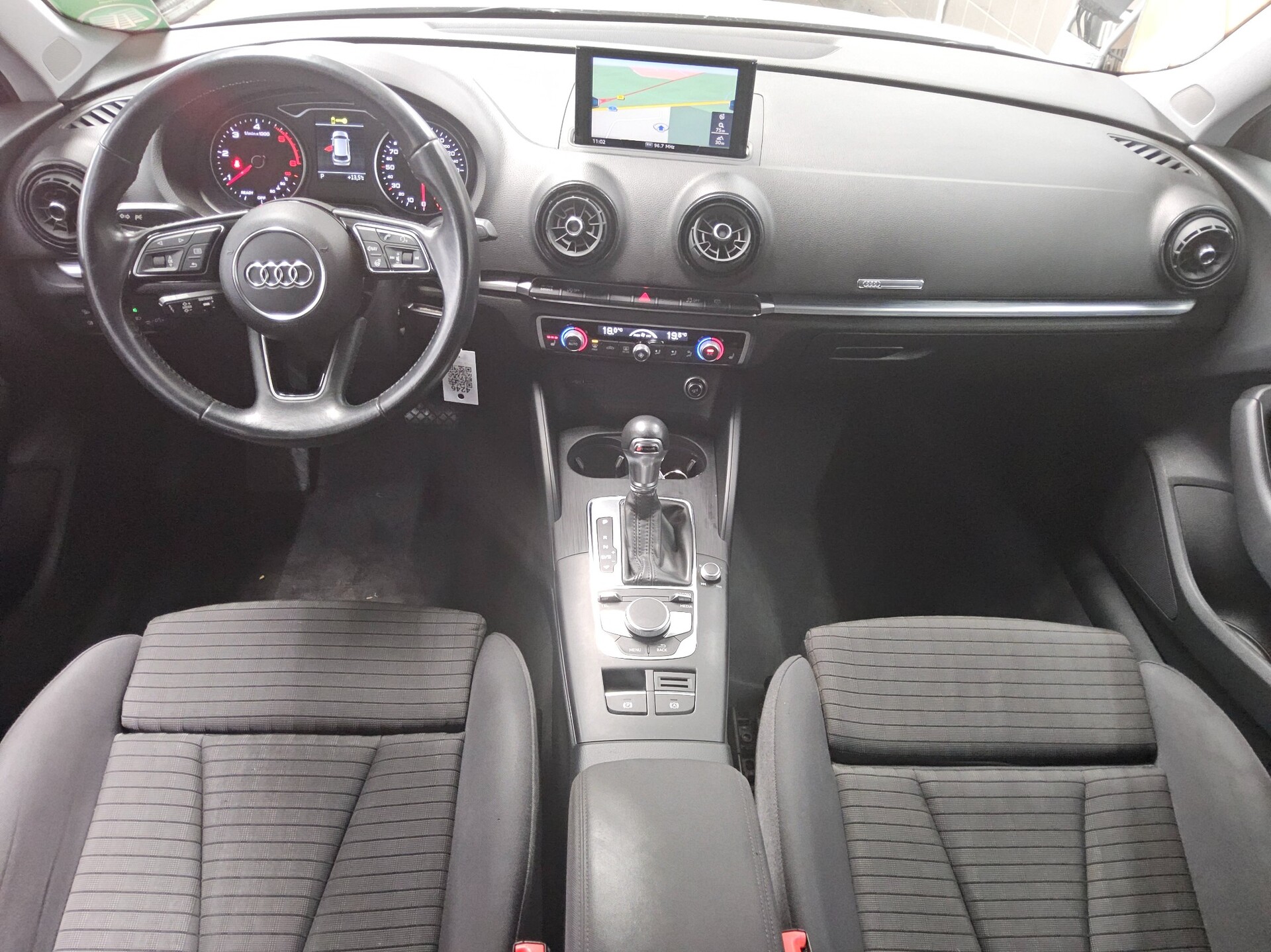 Audi A3 Sportback 35 TDI S-Line Ext. Navi LED ACC 5